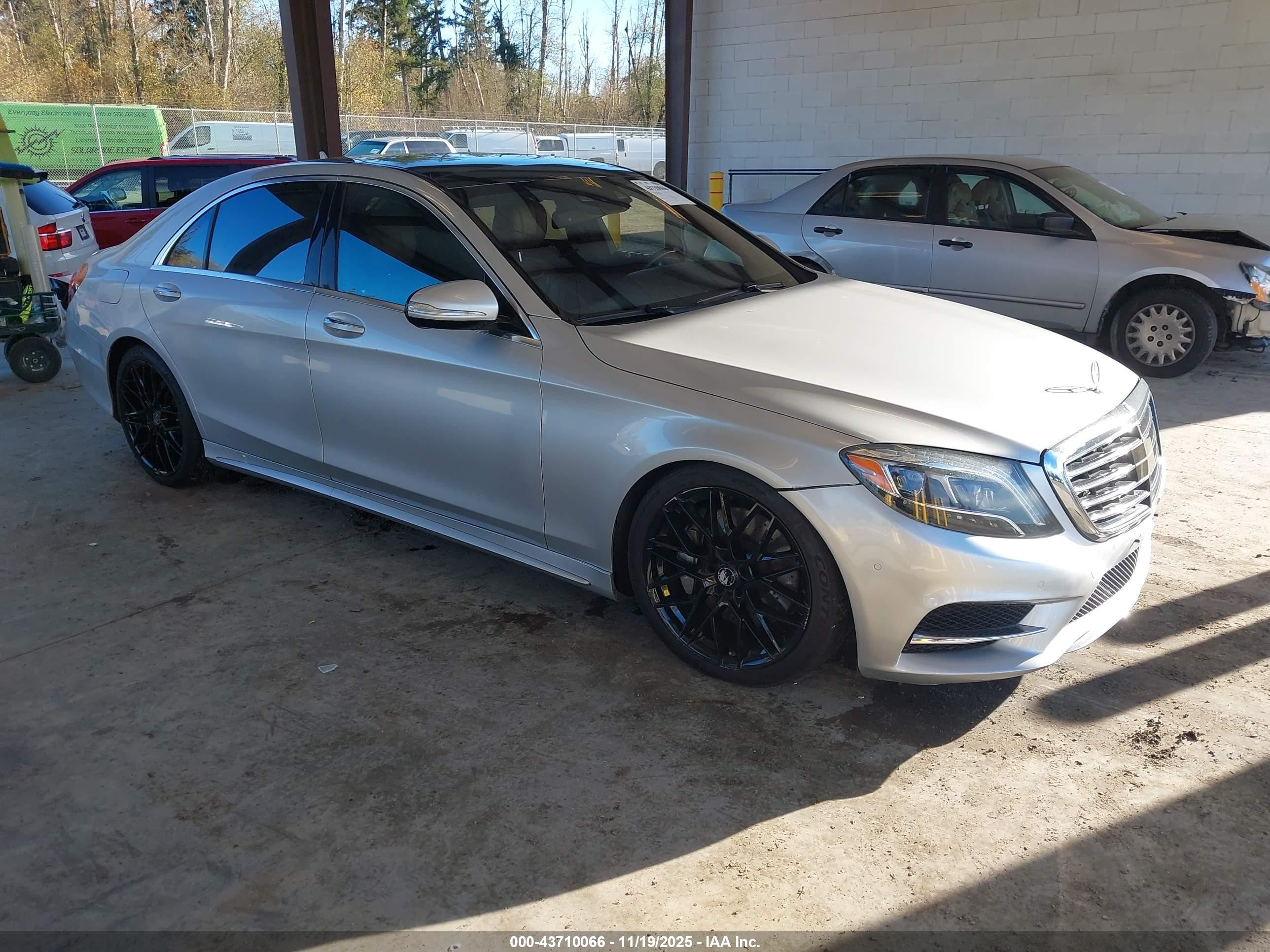 2014 Mercedes-benz S 550 4matic Silver vin: WDDUG8FB2EA065945