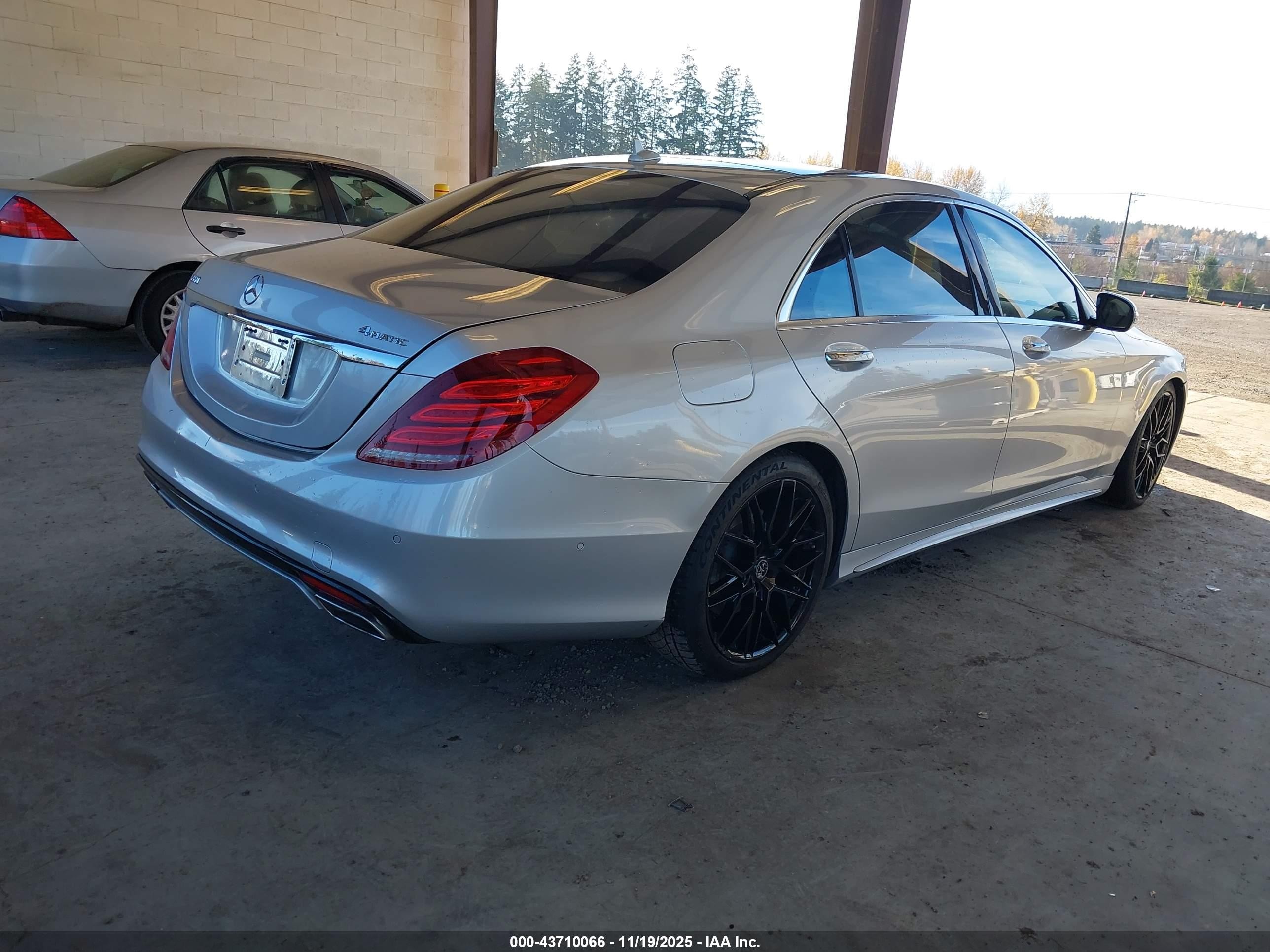 2014 Mercedes-benz S 550 4matic Silver vin: WDDUG8FB2EA065945
