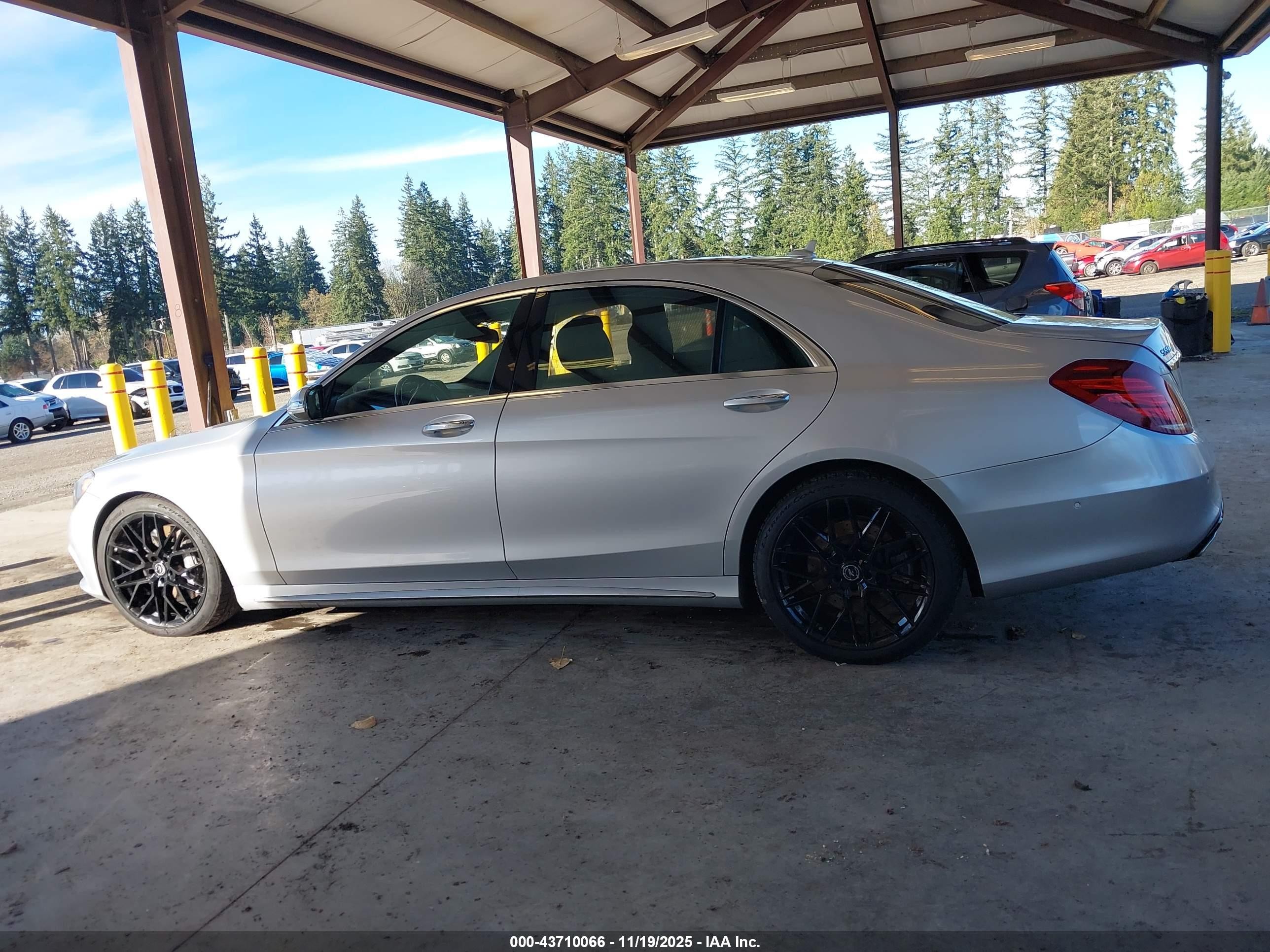 2014 Mercedes-benz S 550 4matic Silver vin: WDDUG8FB2EA065945