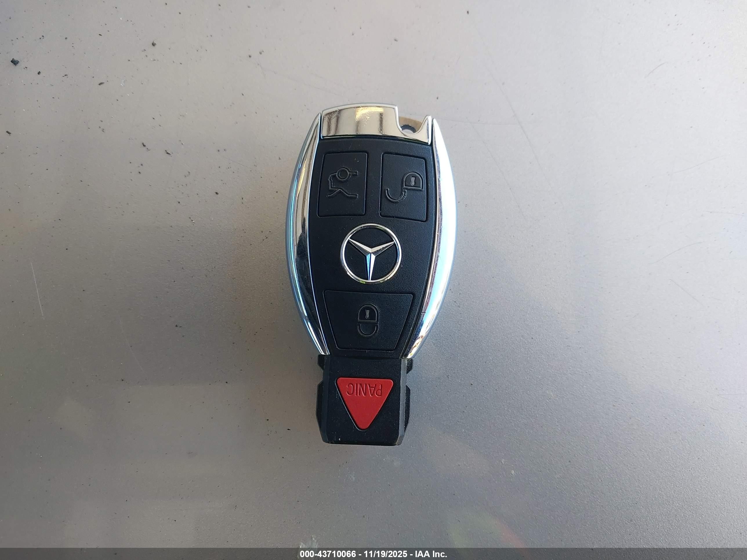 2014 Mercedes-benz S 550 4matic Silver vin: WDDUG8FB2EA065945