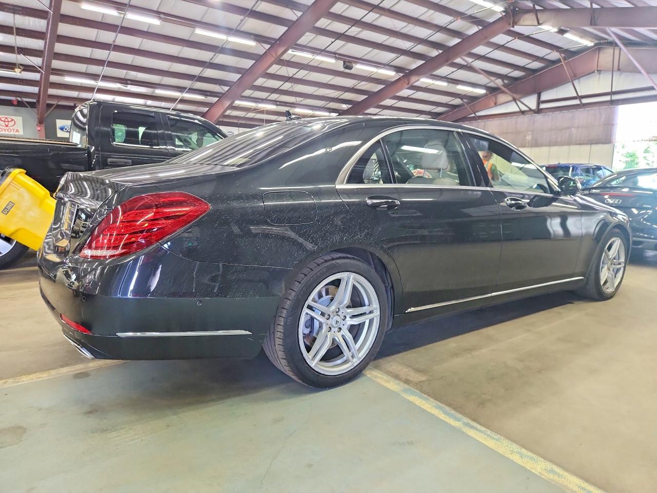 2014 Mercedes-benz S 550 4matic Charcoal vin: WDDUG8FB2EA067033