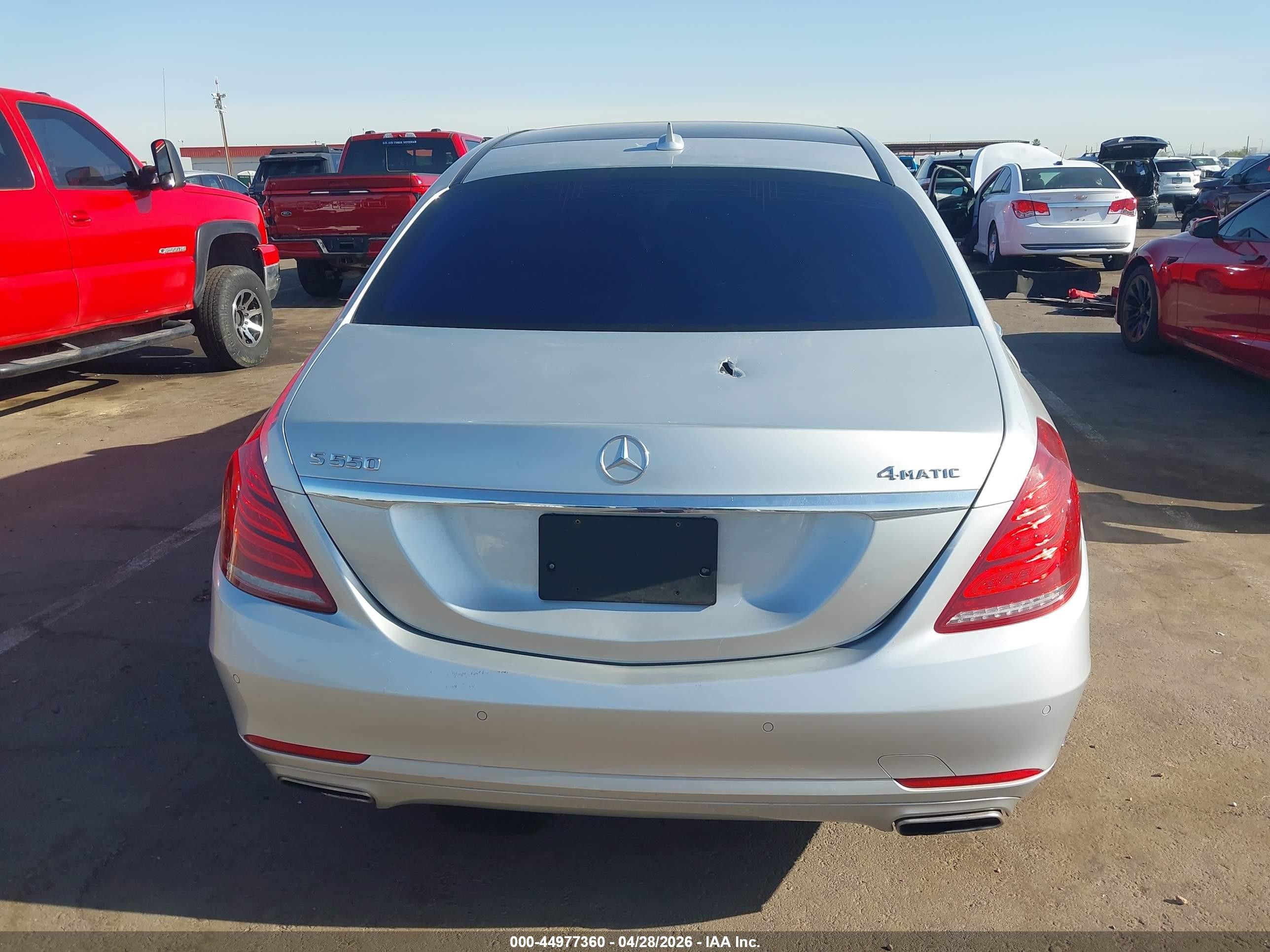2015 Mercedes-benz S 550 4matic Silver vin: WDDUG8FB2FA155355