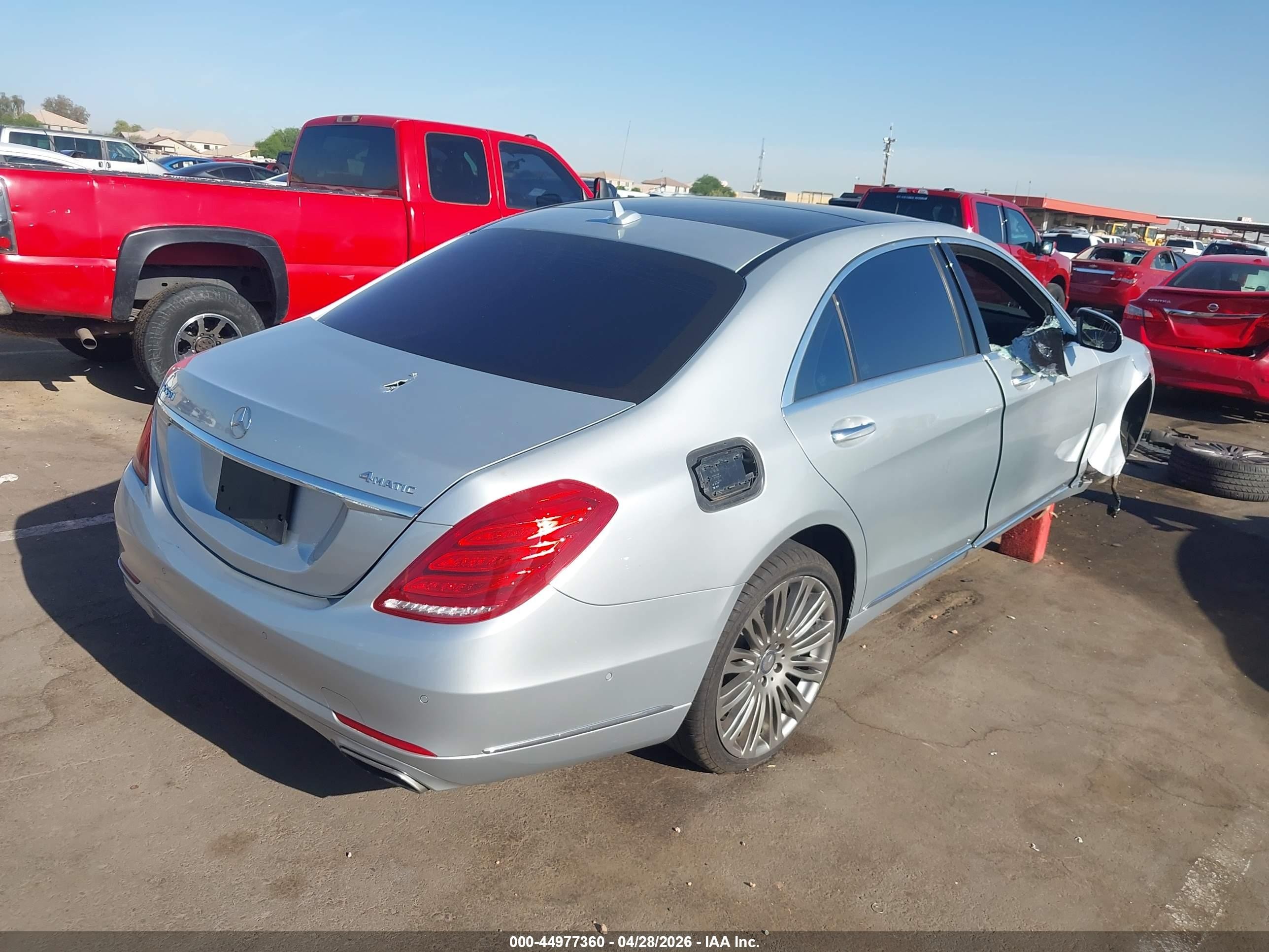 2015 Mercedes-benz S 550 4matic Silver vin: WDDUG8FB2FA155355