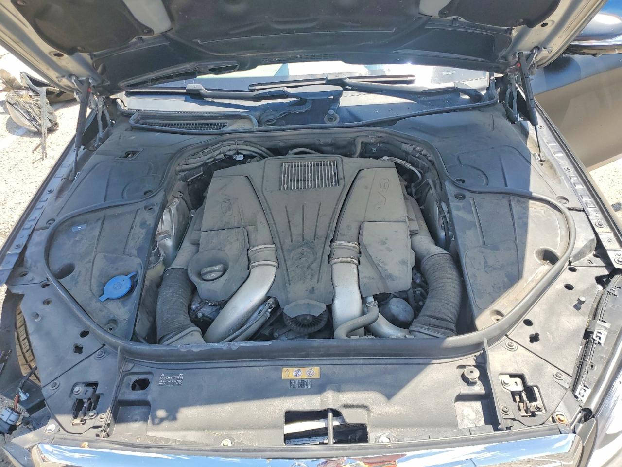 2015 Mercedes-benz S 550 4matic Black vin: WDDUG8FB2FA184337