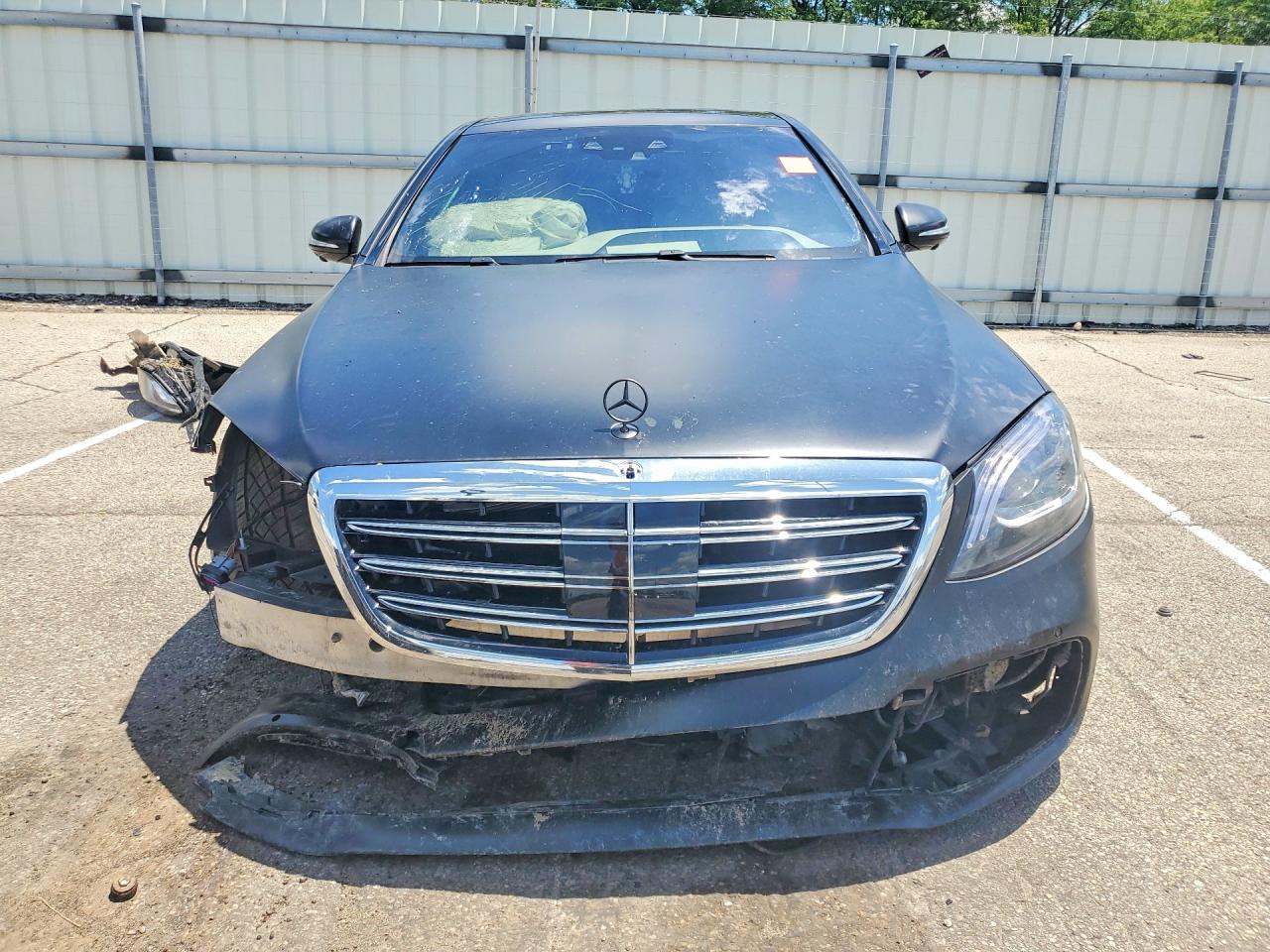 2015 Mercedes-benz S 550 4matic Black vin: WDDUG8FB2FA184337