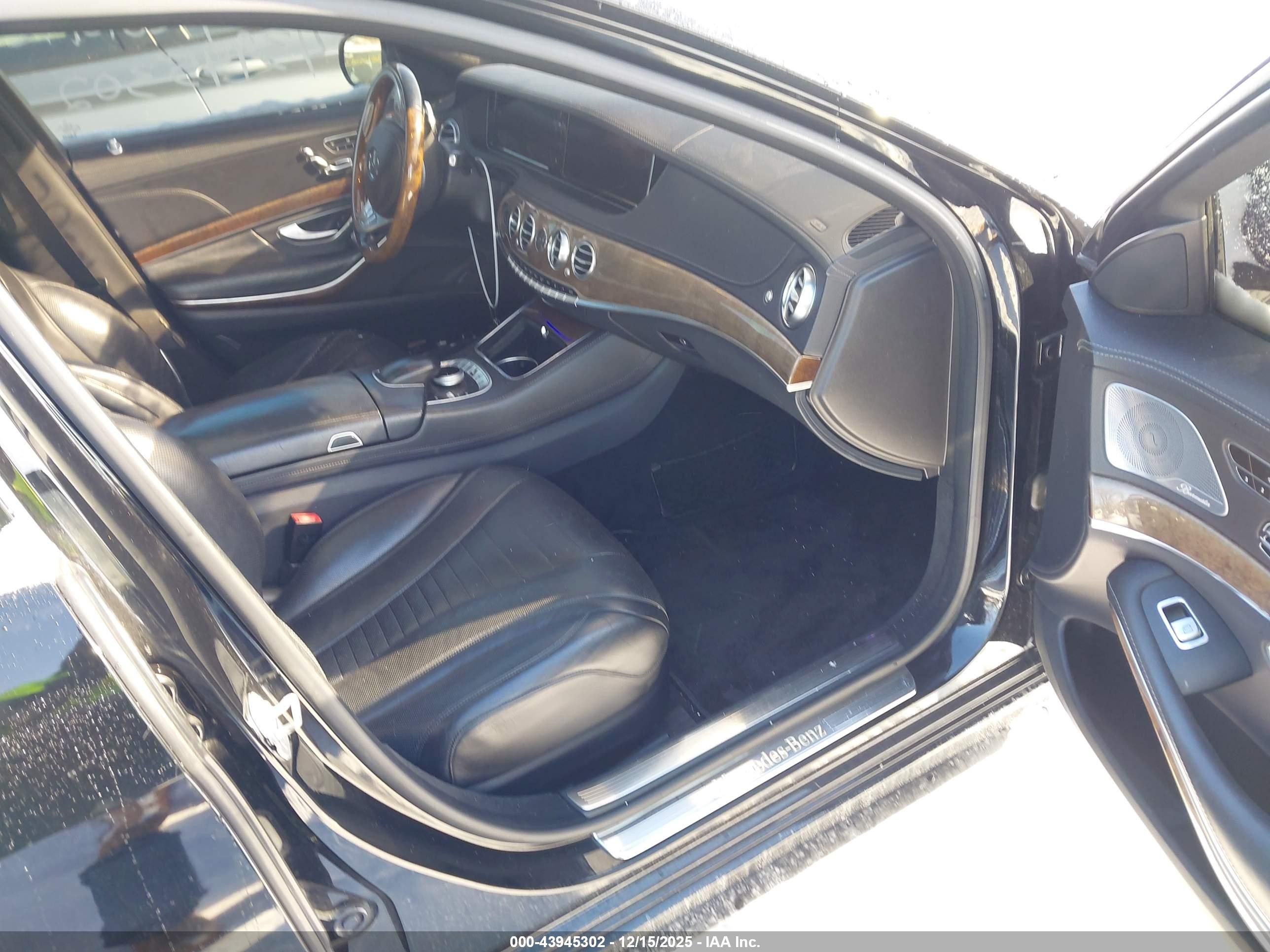 2014 Mercedes-benz S 550 4matic Black vin: WDDUG8FB3EA030248