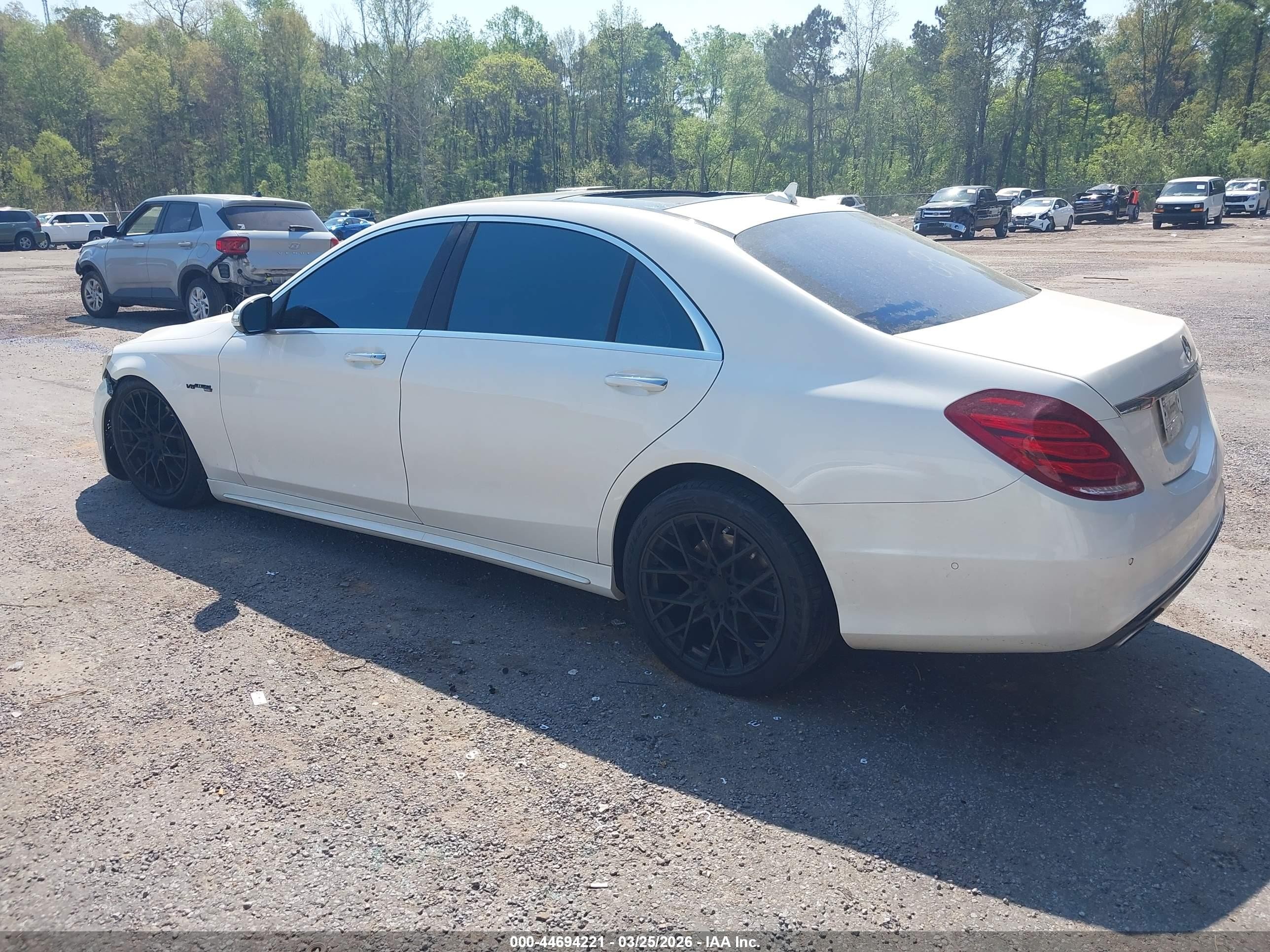 2014 Mercedes-benz S 550 4matic White vin: WDDUG8FB3EA061581