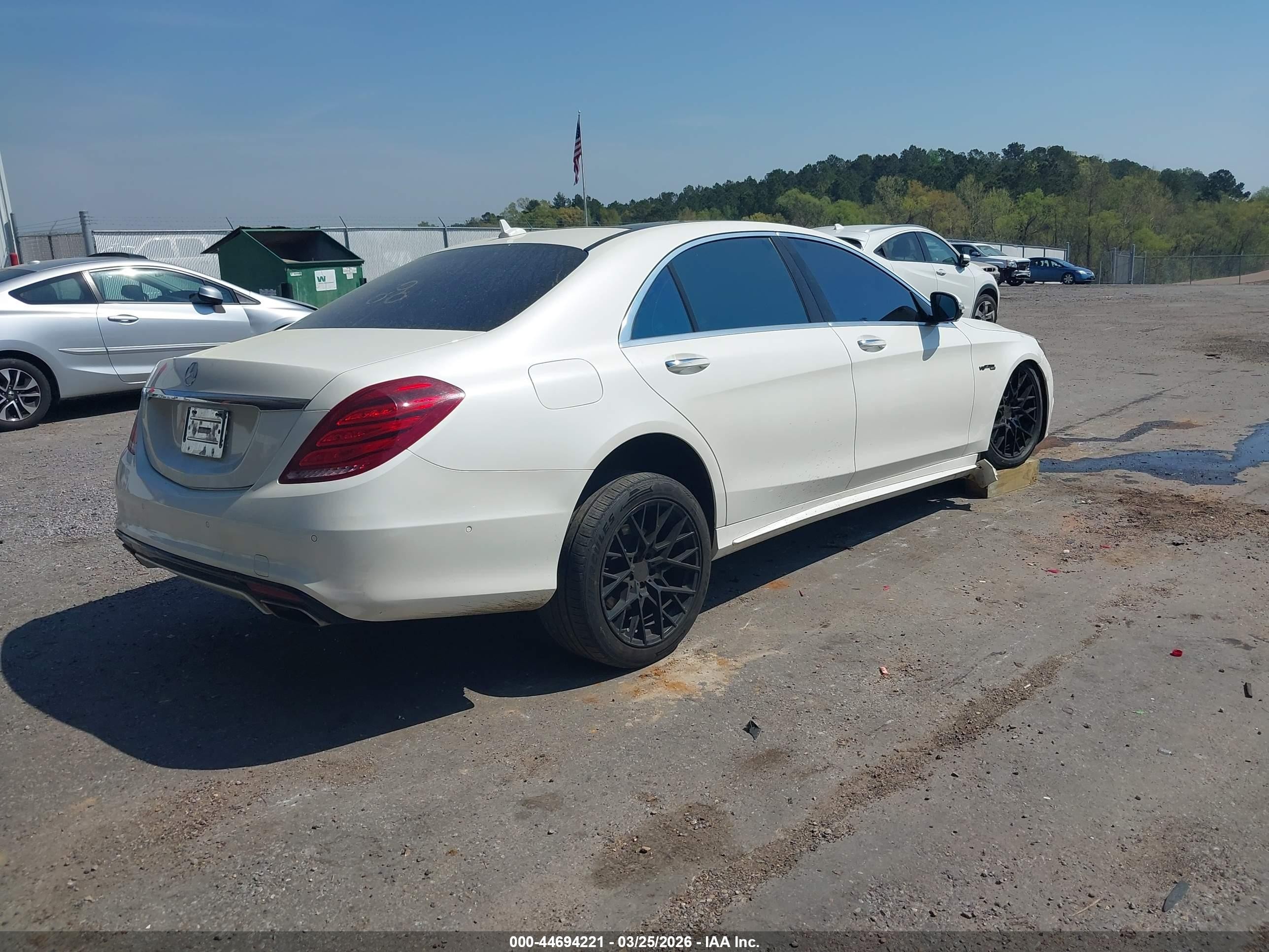 2014 Mercedes-benz S 550 4matic White vin: WDDUG8FB3EA061581