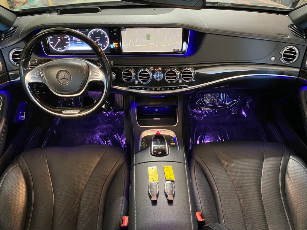 2015 Mercedes-benz S-class S 550 Серебряный vin: WDDUG8FB3FA125541