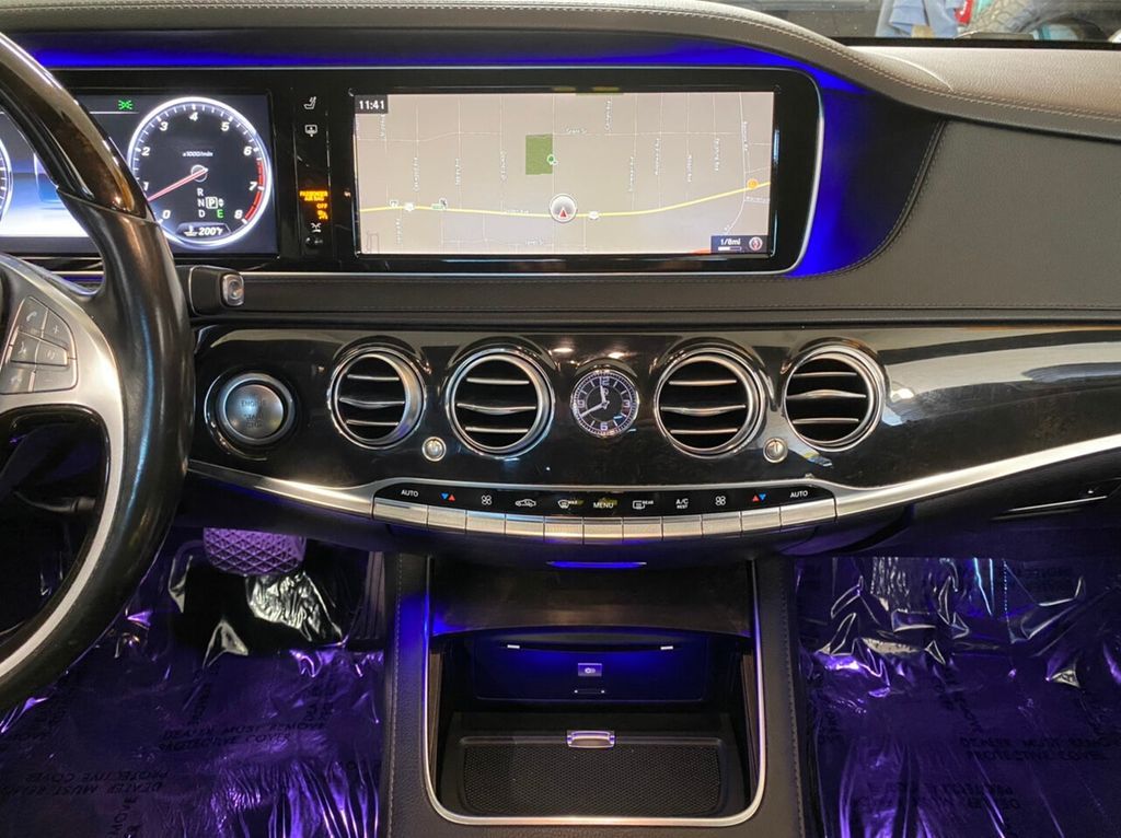 2015 Mercedes-benz S-class S 550 Серебряный vin: WDDUG8FB3FA125541