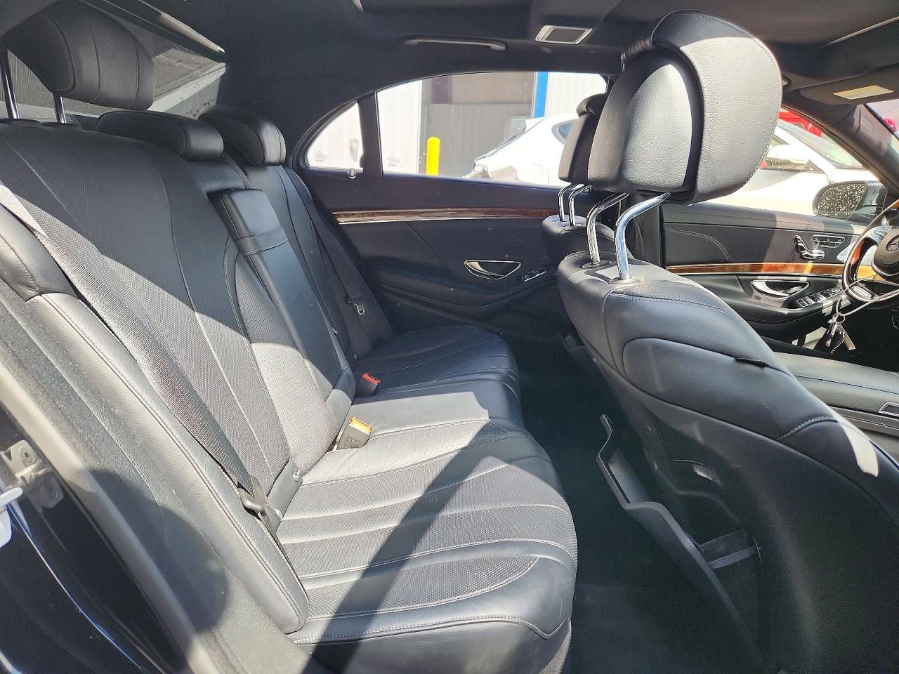 2015 Mercedes-benz S 550 4matic Black vin: WDDUG8FB3FA148981