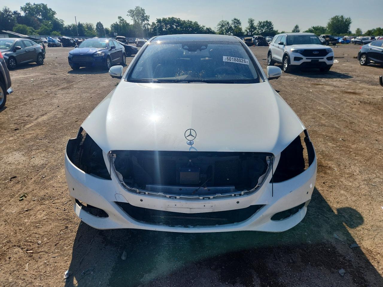 2015 Mercedes-benz S 550 4matic White vin: WDDUG8FB3FA187392
