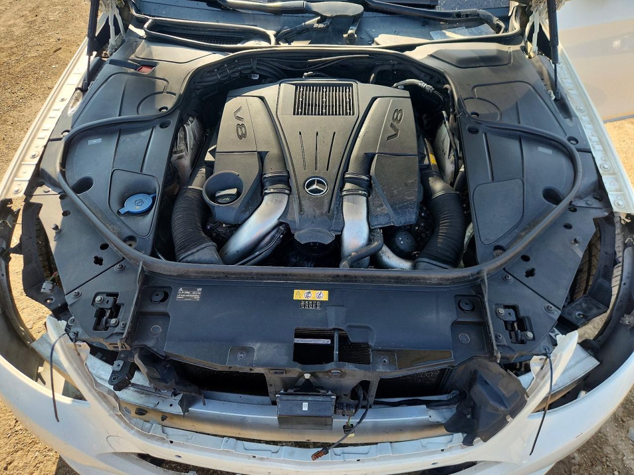 2015 Mercedes-benz S 550 4matic White vin: WDDUG8FB3FA187392