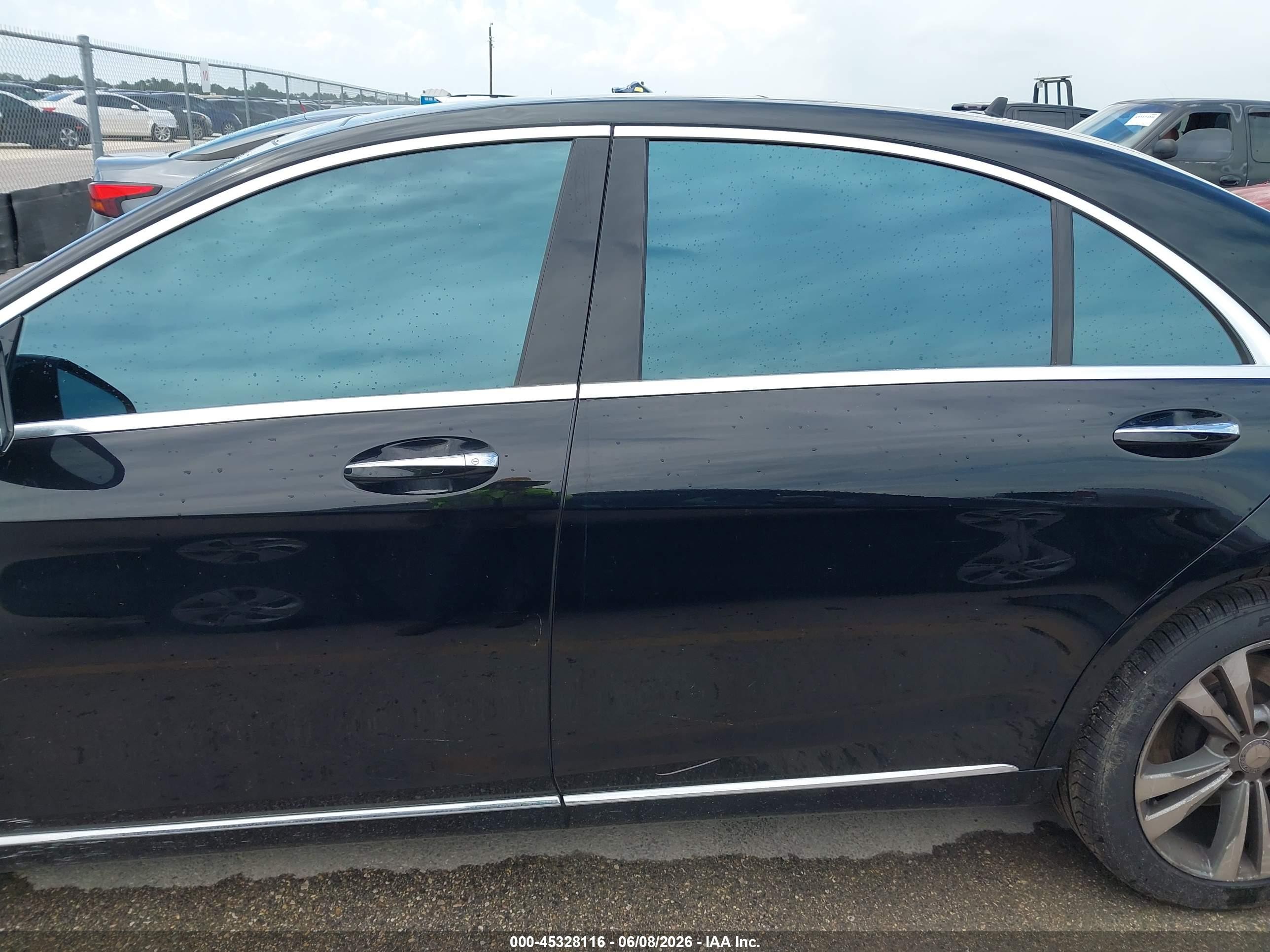2014 Mercedes-benz S 550 4matic Black vin: WDDUG8FB4EA029867