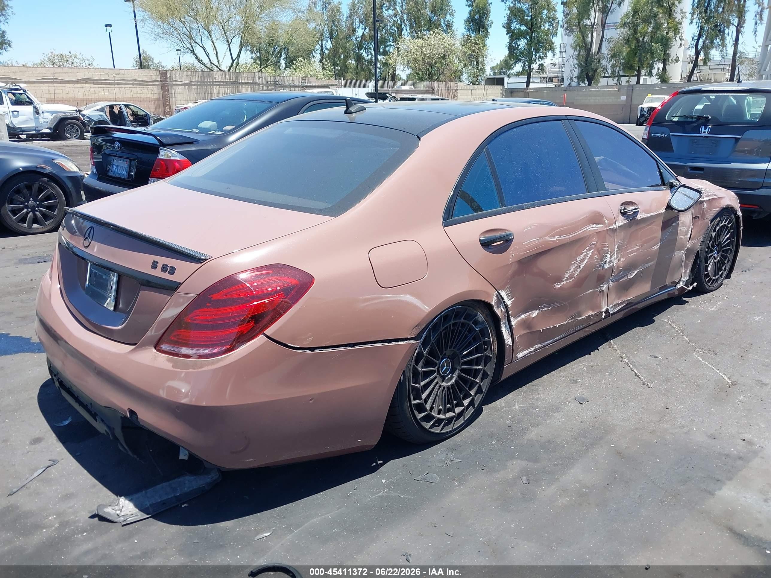 2015 Mercedes-benz S 550 4matic Brown vin: WDDUG8FB4FA079623