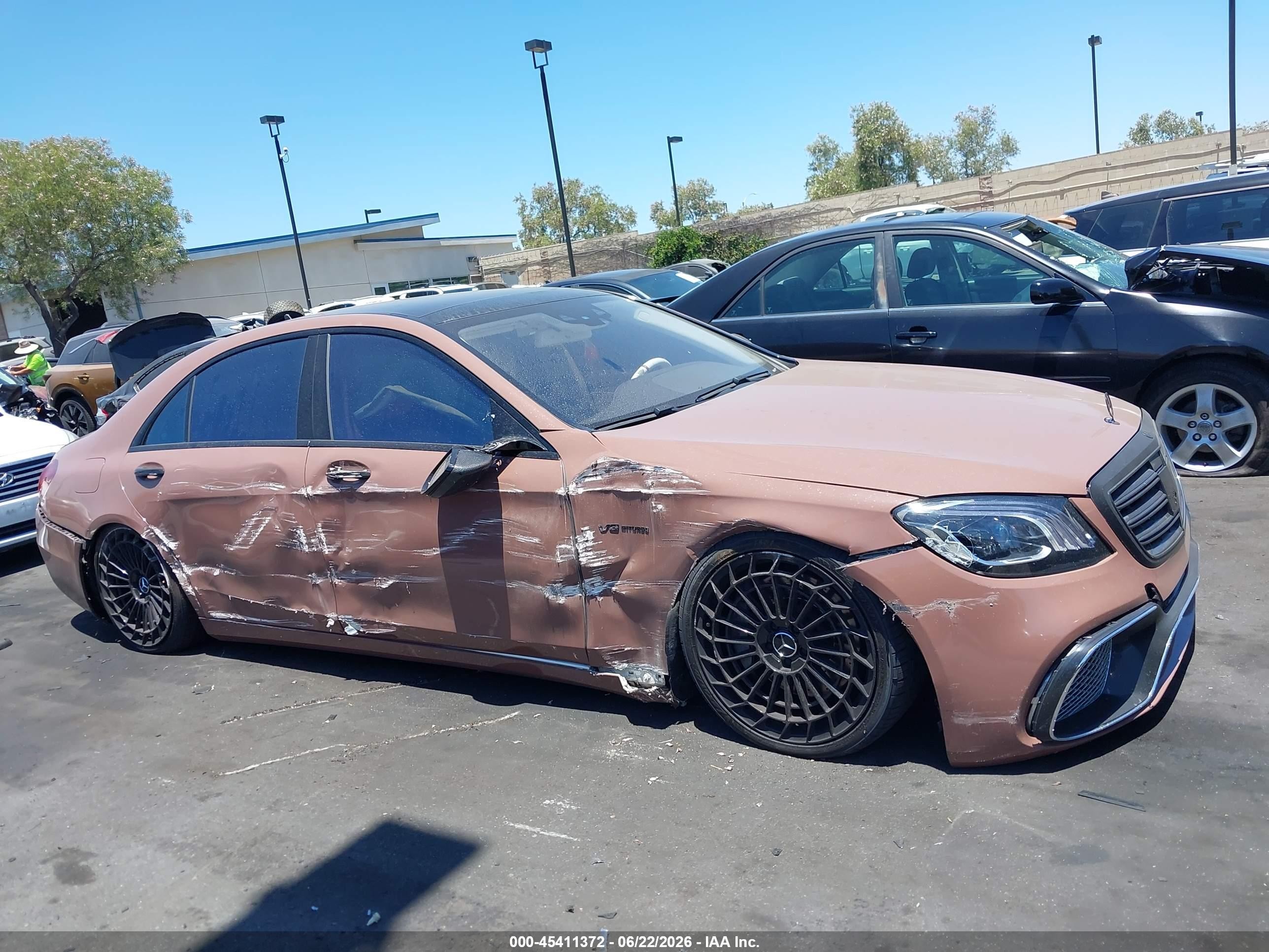 2015 Mercedes-benz S 550 4matic Brown vin: WDDUG8FB4FA079623