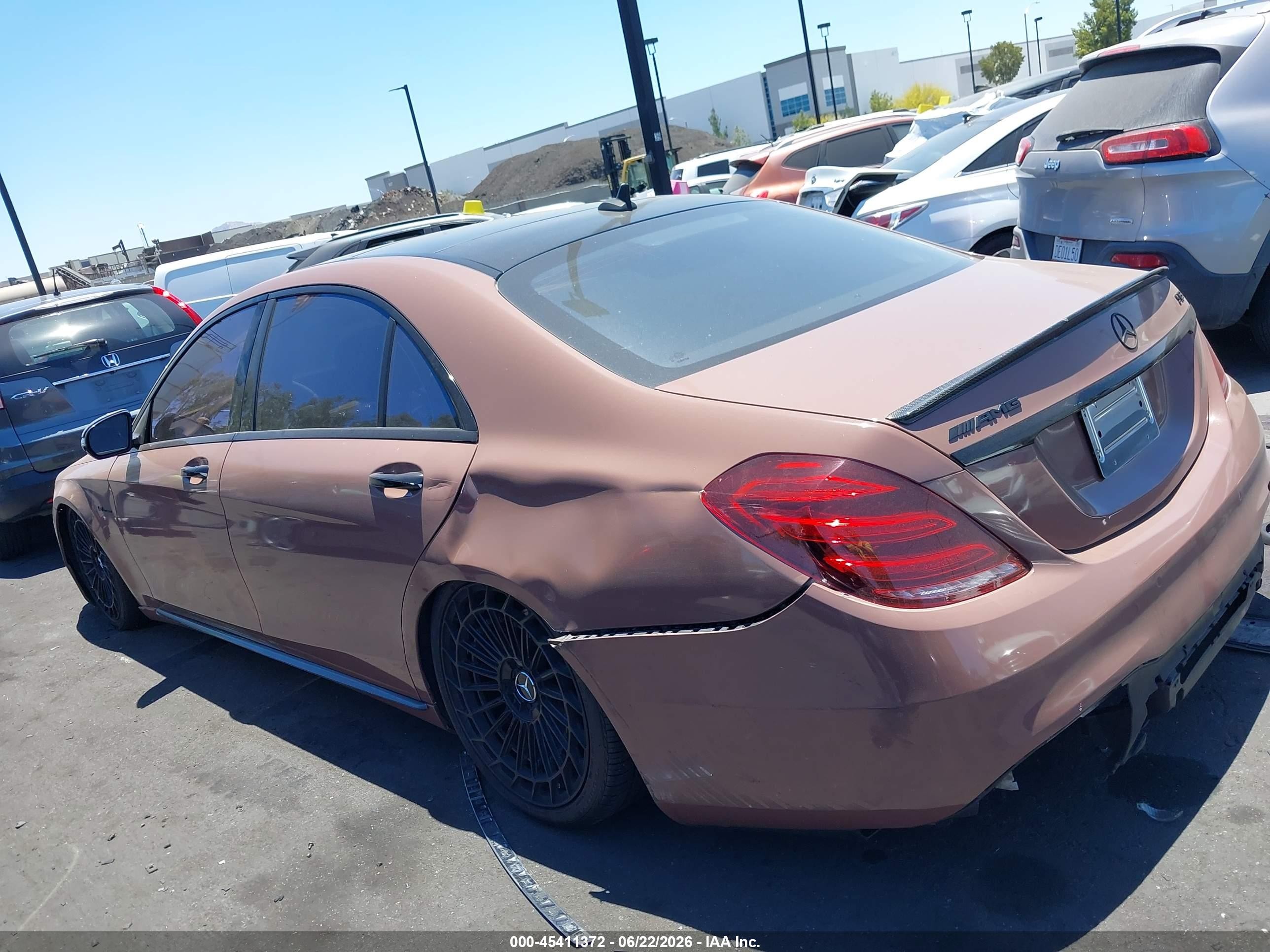 2015 Mercedes-benz S 550 4matic Brown vin: WDDUG8FB4FA079623
