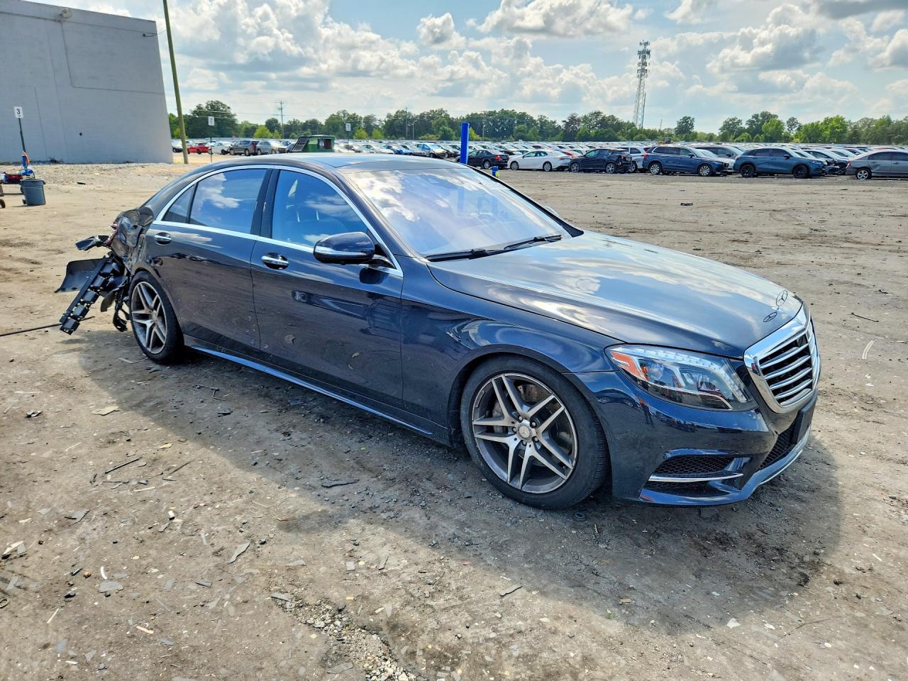2015 Mercedes-benz S 550 4matic Черный vin: WDDUG8FB4FA176241