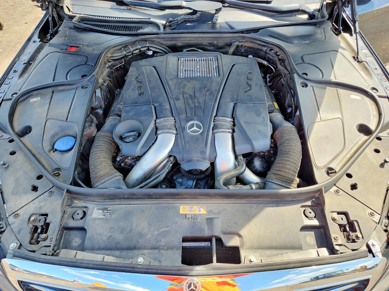 2015 Mercedes-benz S 550 4matic Черный vin: WDDUG8FB4FA176241