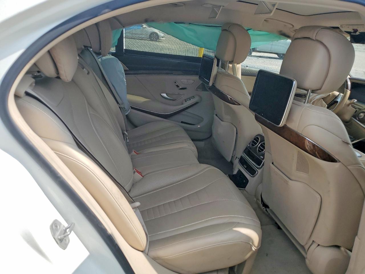 2015 Mercedes-benz S 550 4matic White vin: WDDUG8FB5FA086516