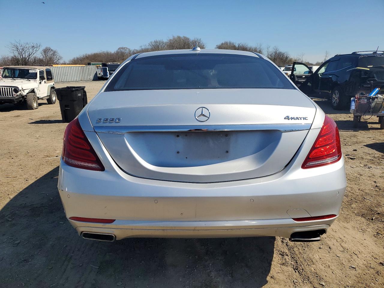 2015 Mercedes-benz S 550 4matic Silver vin: WDDUG8FB5FA160436