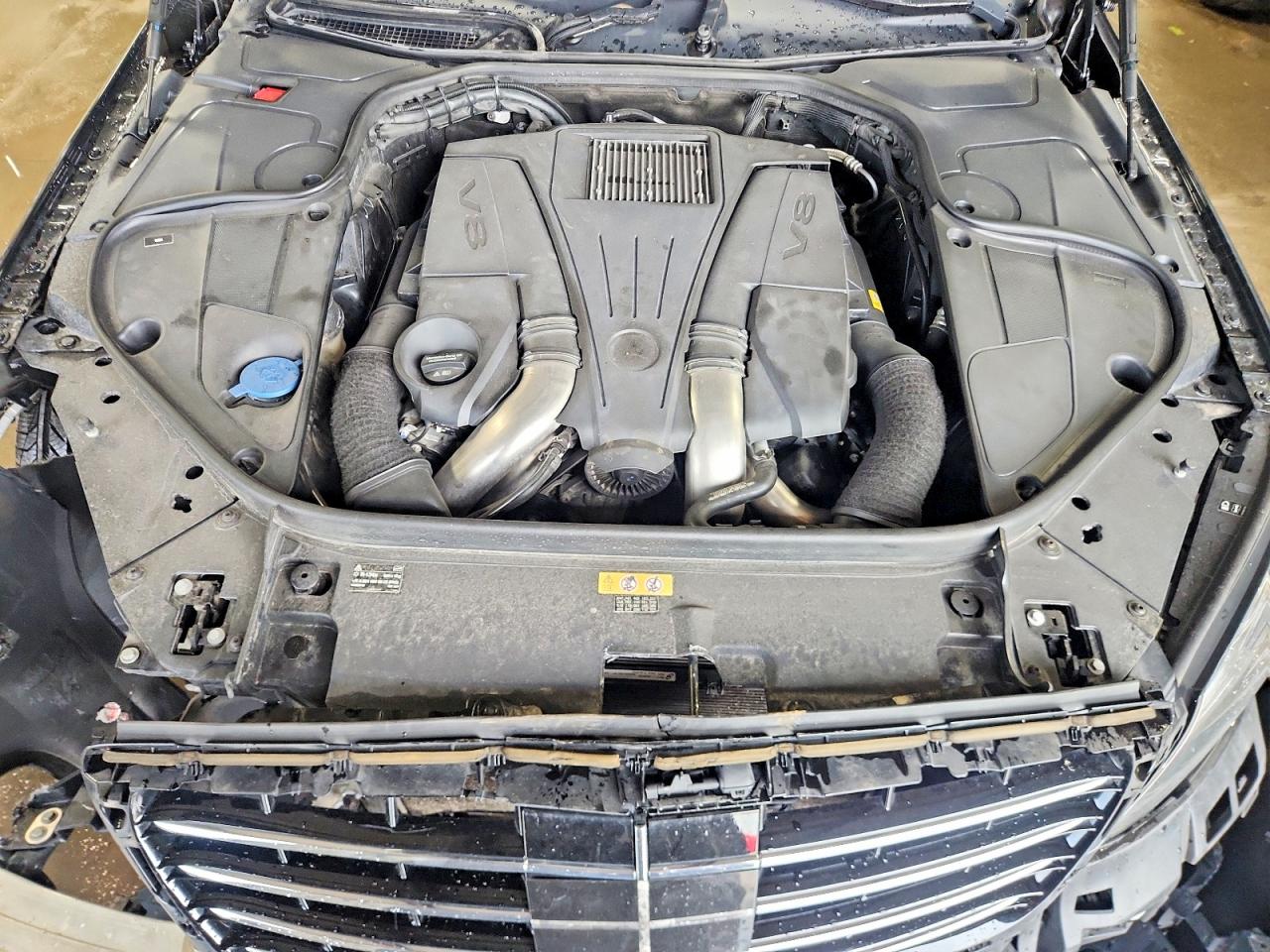 2015 Mercedes-benz S 550 4matic Серый vin: WDDUG8FB5FA183439