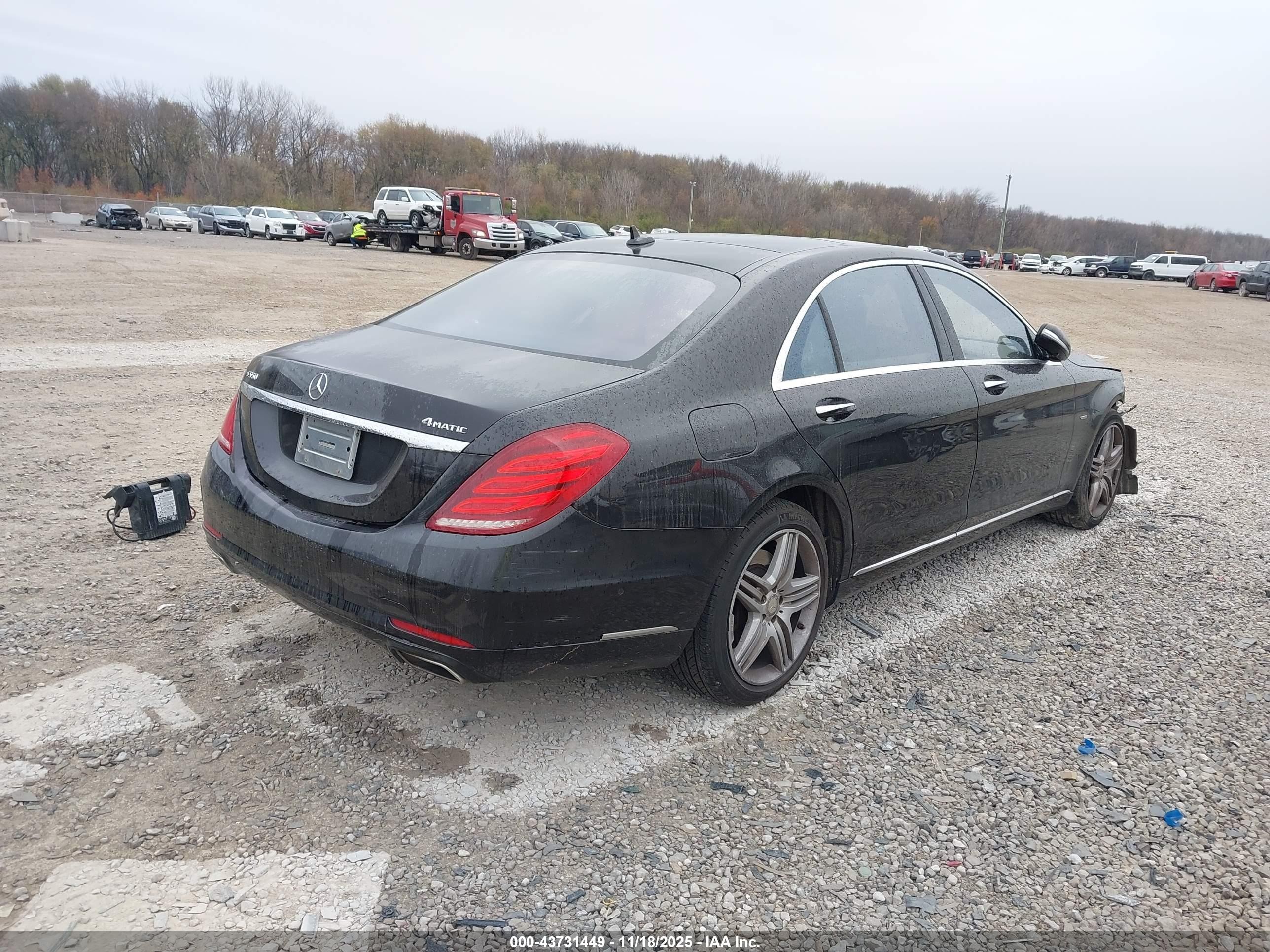 2014 Mercedes-benz S 550 4matic Gray vin: WDDUG8FB6EA021916