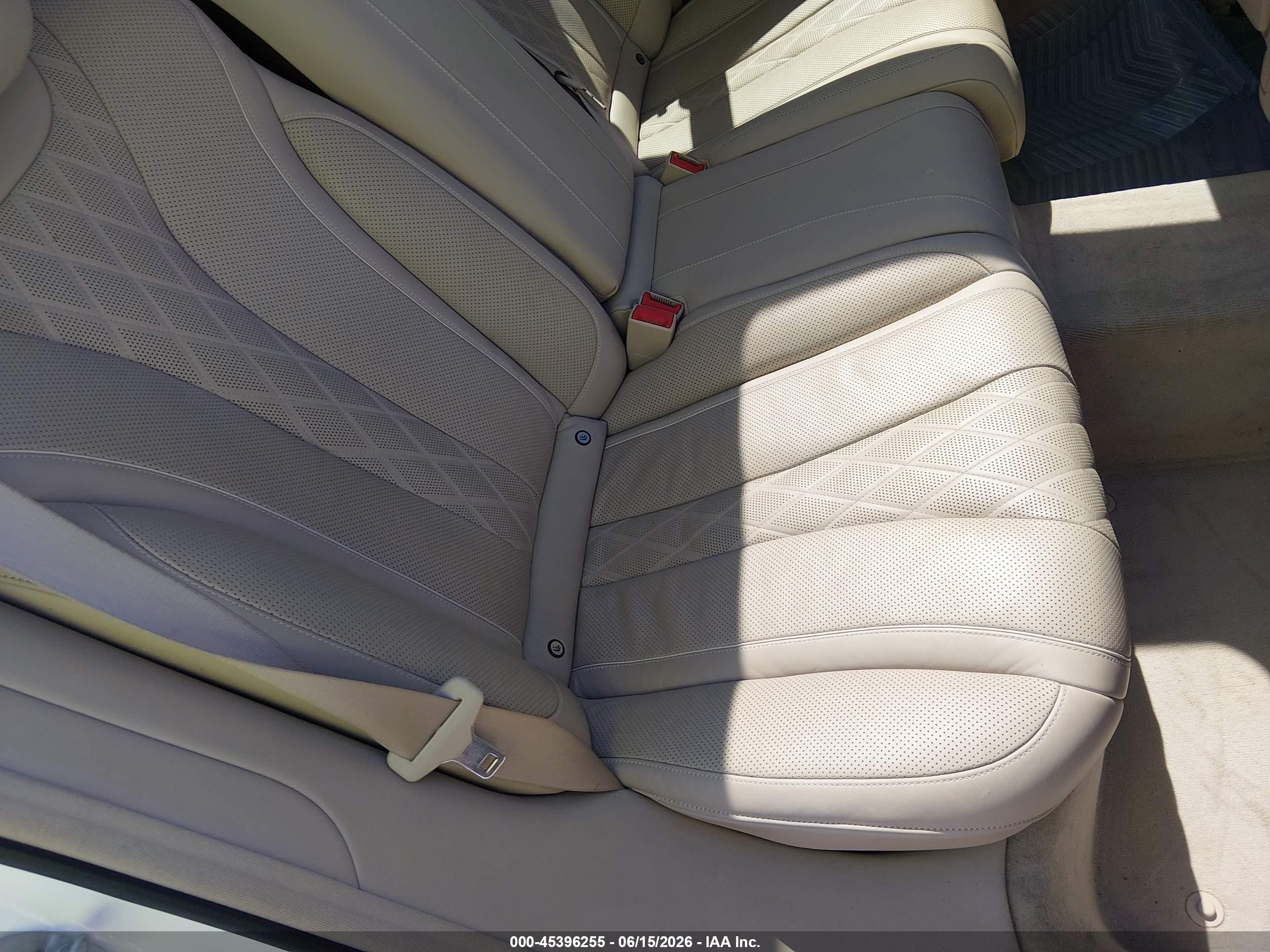 2014 Mercedes-benz S 550 4matic White vin: WDDUG8FB6EA046380