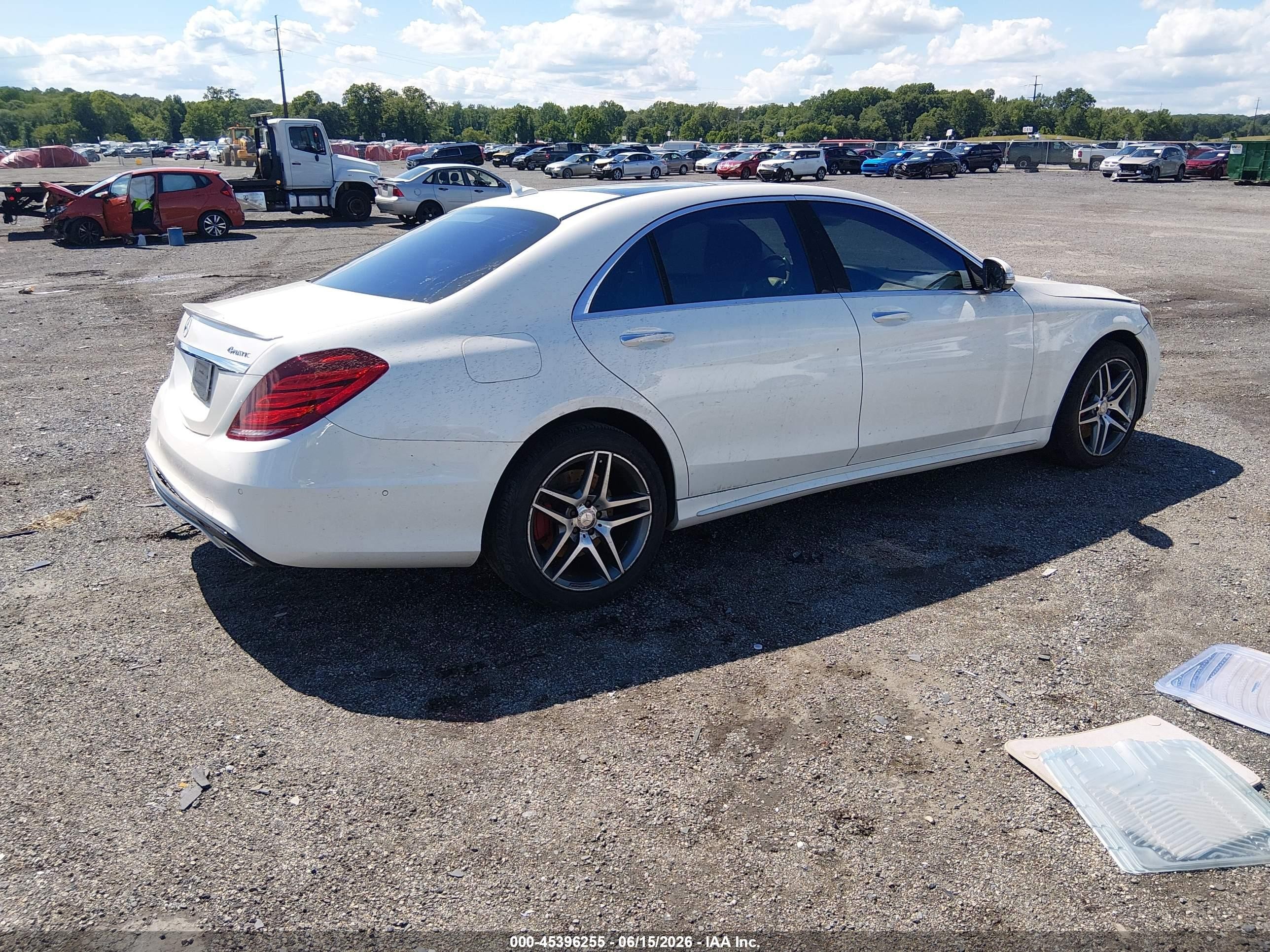 2014 Mercedes-benz S 550 4matic White vin: WDDUG8FB6EA046380