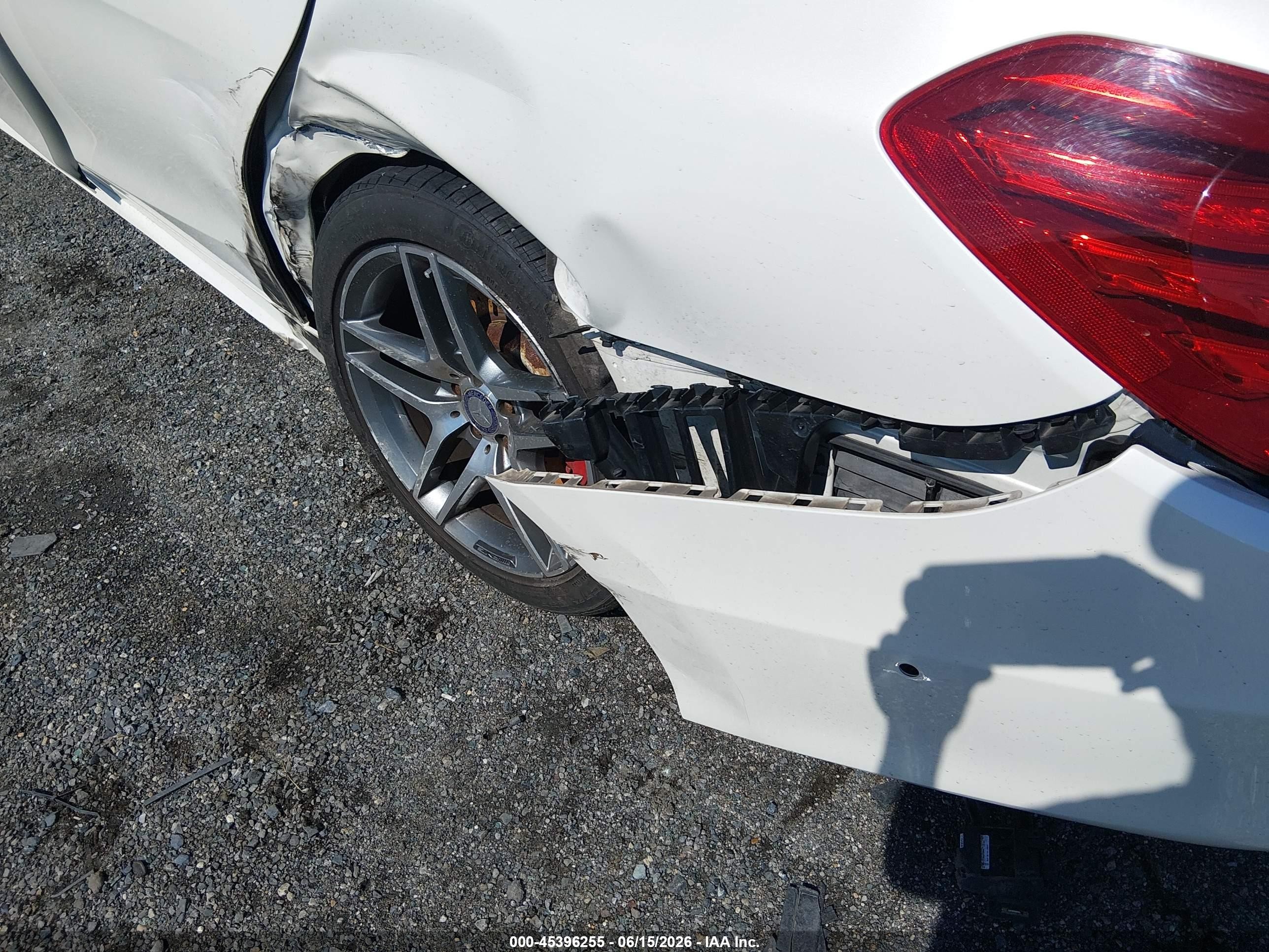2014 Mercedes-benz S 550 4matic White vin: WDDUG8FB6EA046380