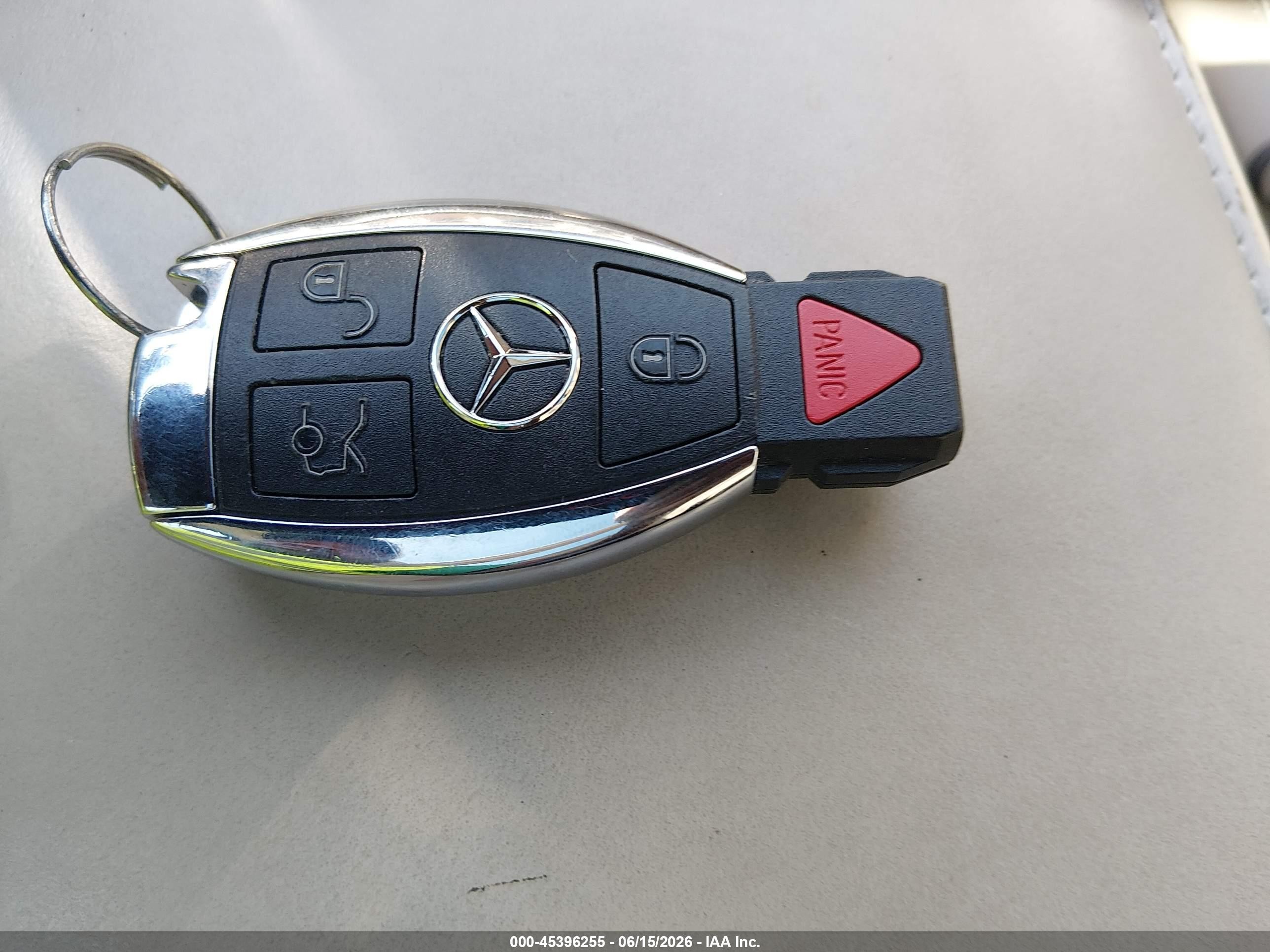 2014 Mercedes-benz S 550 4matic White vin: WDDUG8FB6EA046380