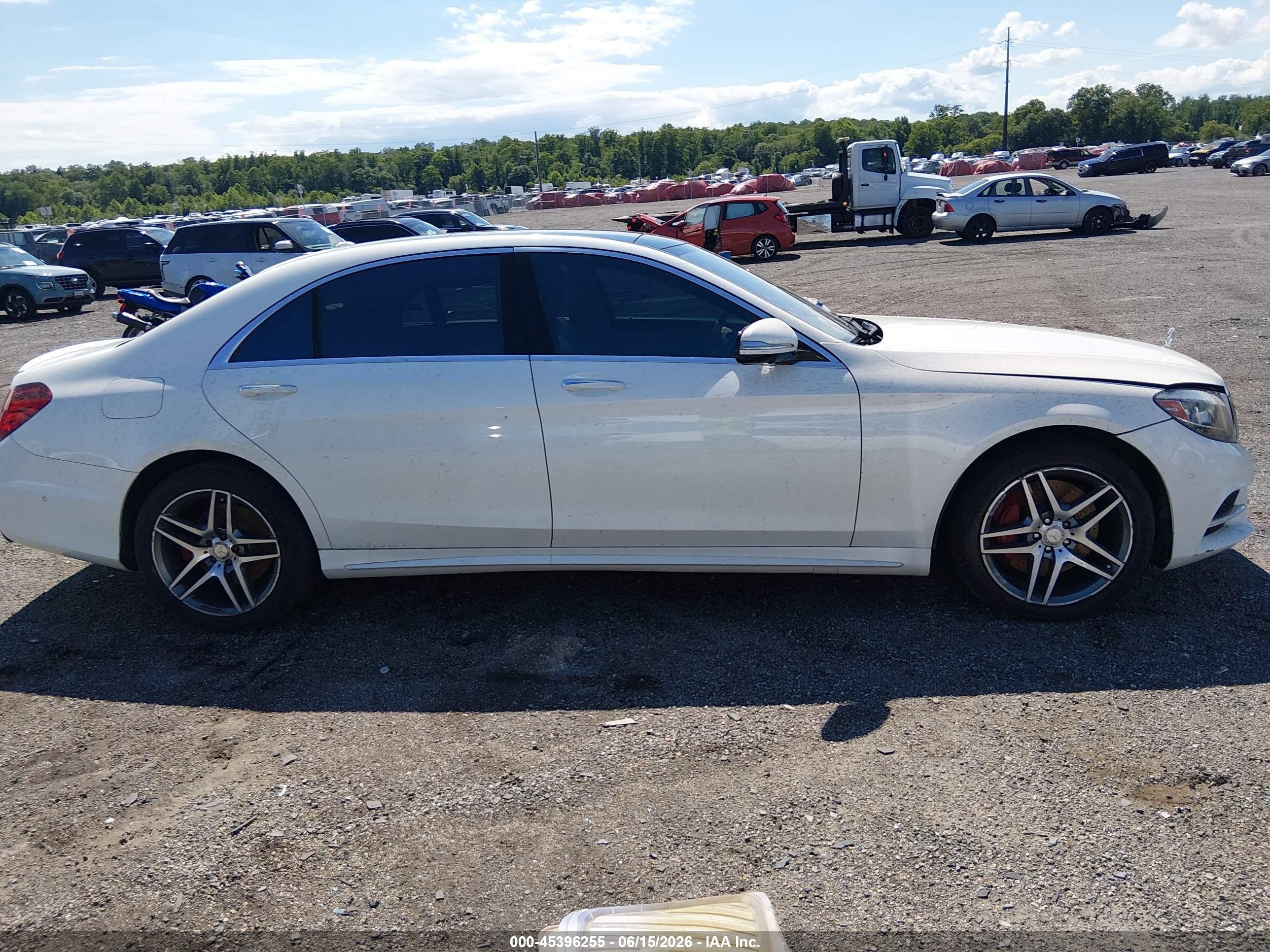 2014 Mercedes-benz S 550 4matic White vin: WDDUG8FB6EA046380