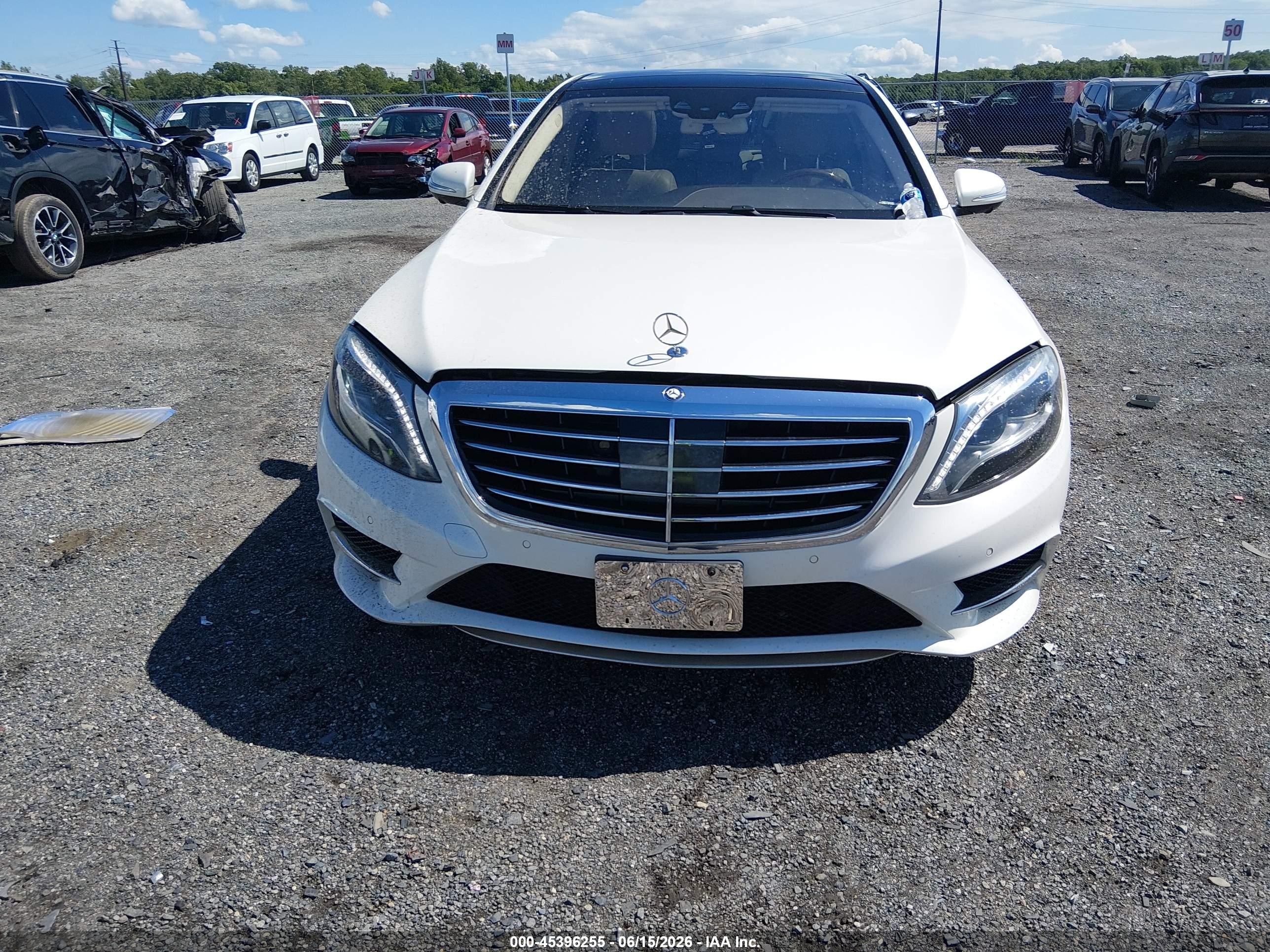 2014 Mercedes-benz S 550 4matic White vin: WDDUG8FB6EA046380