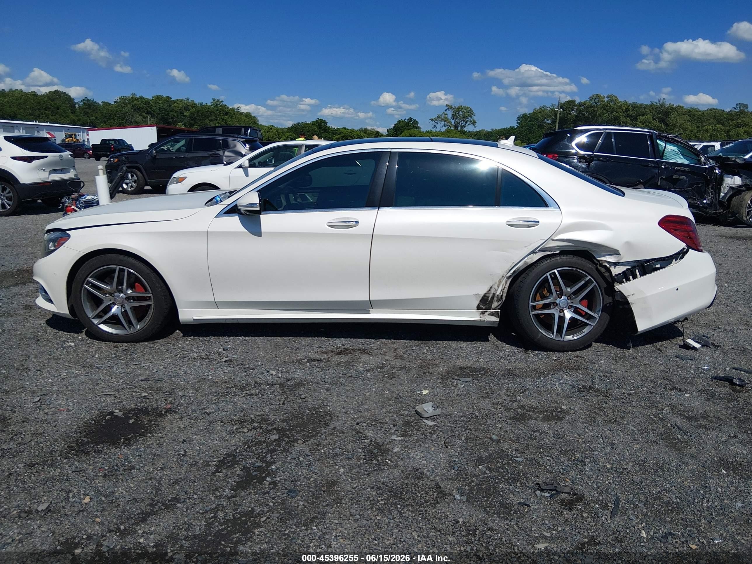 2014 Mercedes-benz S 550 4matic White vin: WDDUG8FB6EA046380