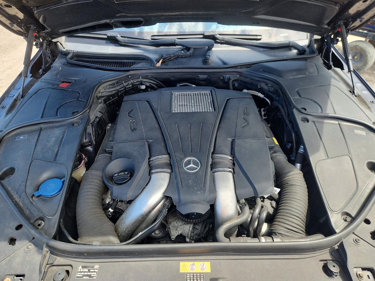 2015 Mercedes-benz S 550 4matic Blue vin: WDDUG8FB6FA102884