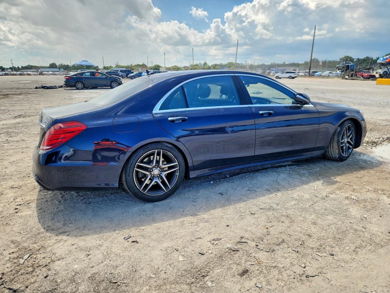 2015 Mercedes-benz S 550 4matic Blue vin: WDDUG8FB6FA102884