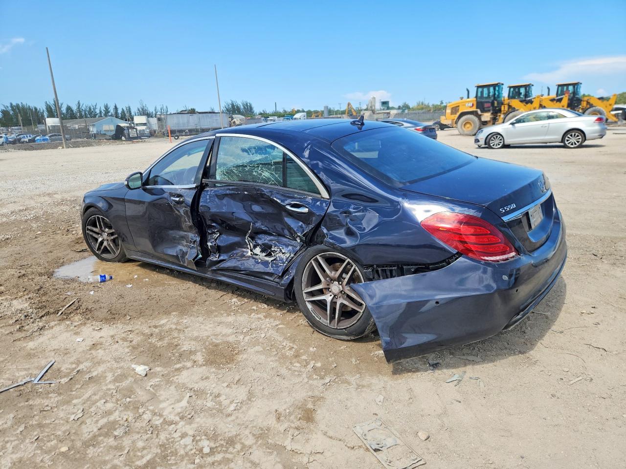 2015 Mercedes-benz S 550 4matic Blue vin: WDDUG8FB6FA102884
