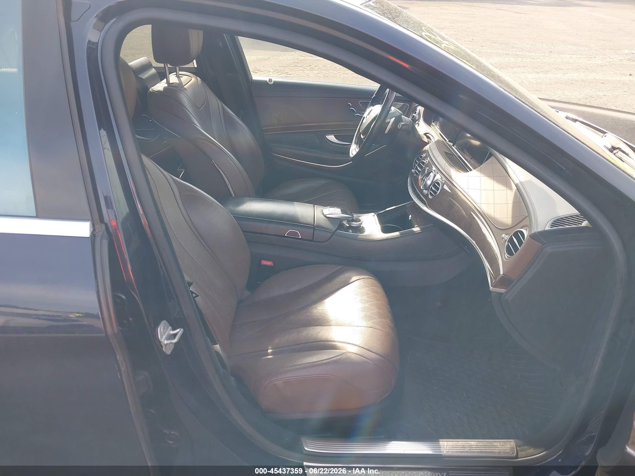 2015 Mercedes-benz S 550 4matic Dark Blue vin: WDDUG8FB6FA165564