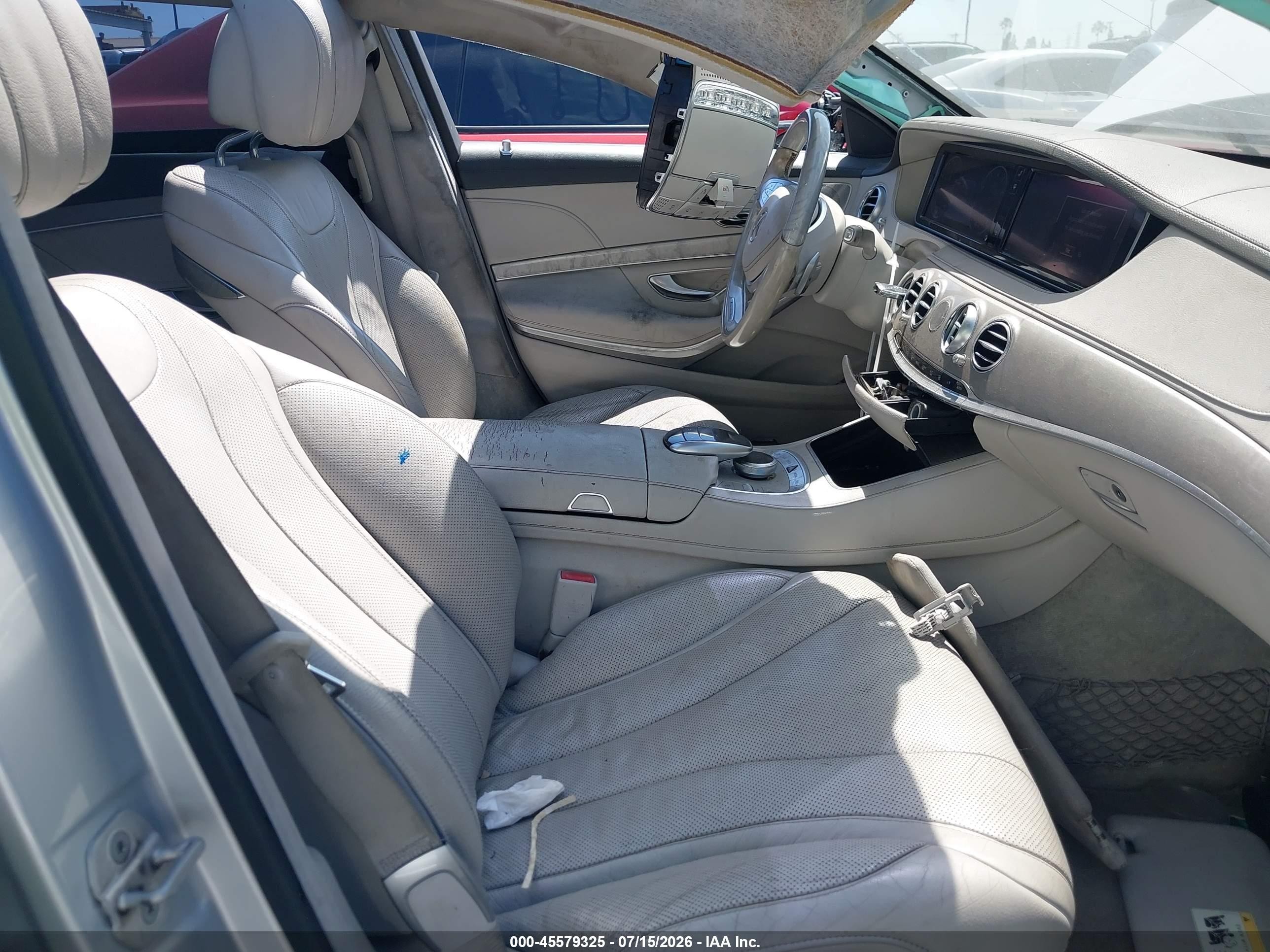 2015 Mercedes-benz S 550 4matic Серебряный vin: WDDUG8FB7FA121072