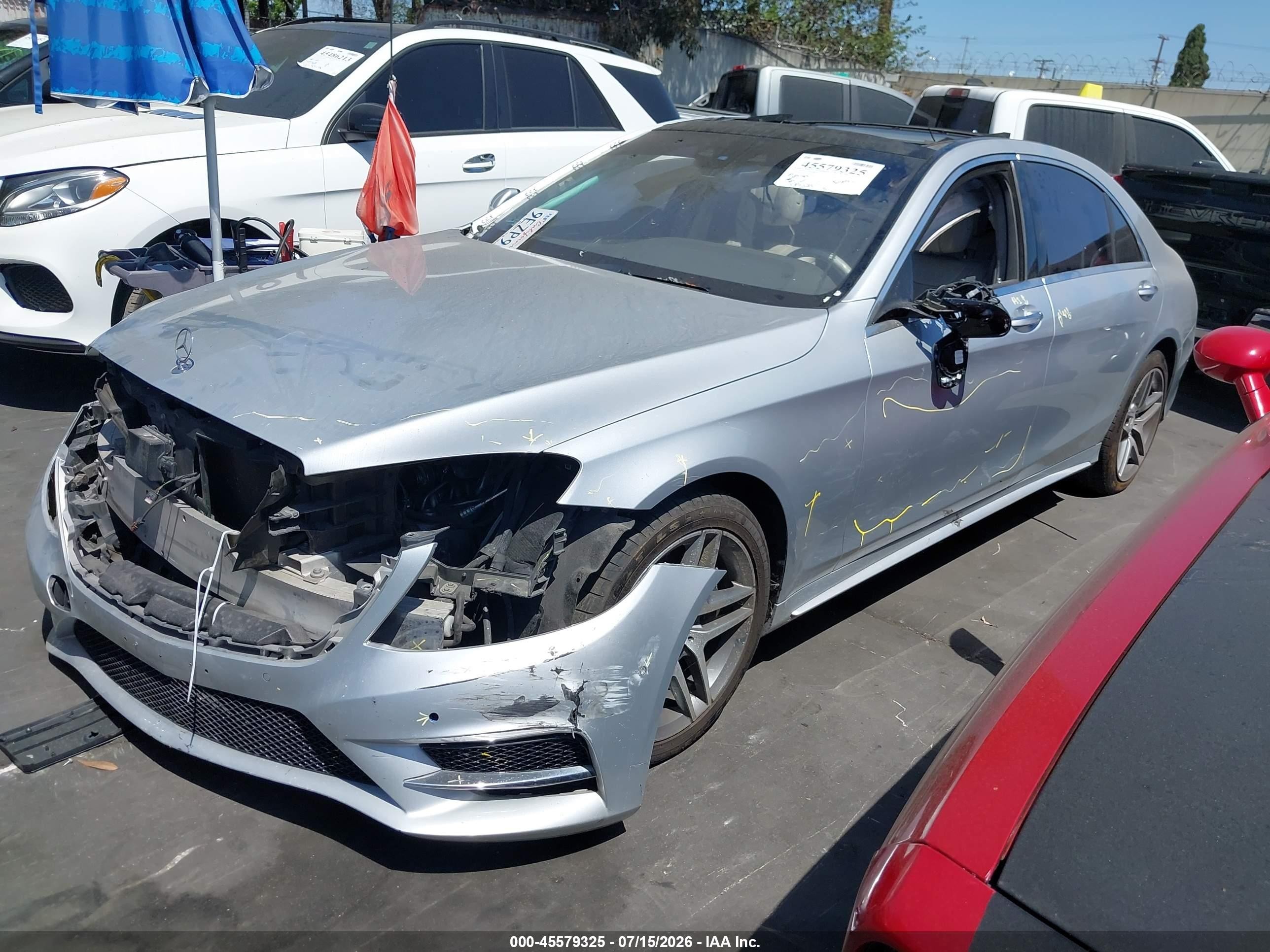 2015 Mercedes-benz S 550 4matic Серебряный vin: WDDUG8FB7FA121072