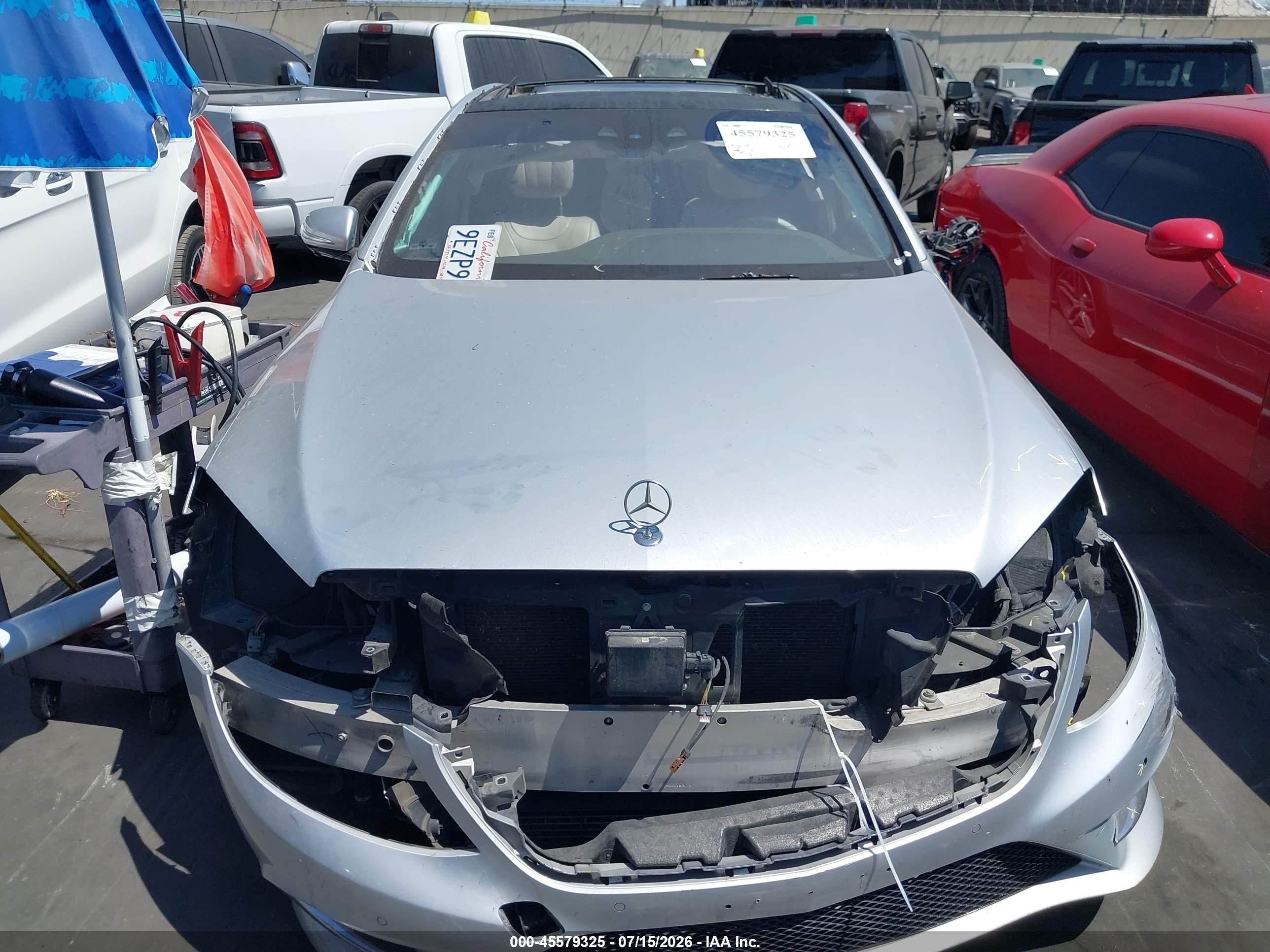 2015 Mercedes-benz S 550 4matic Серебряный vin: WDDUG8FB7FA121072