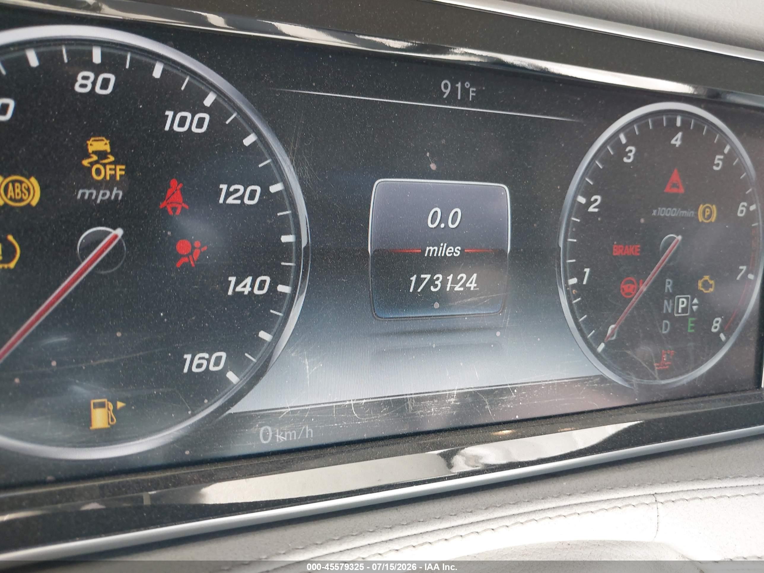 2015 Mercedes-benz S 550 4matic Серебряный vin: WDDUG8FB7FA121072