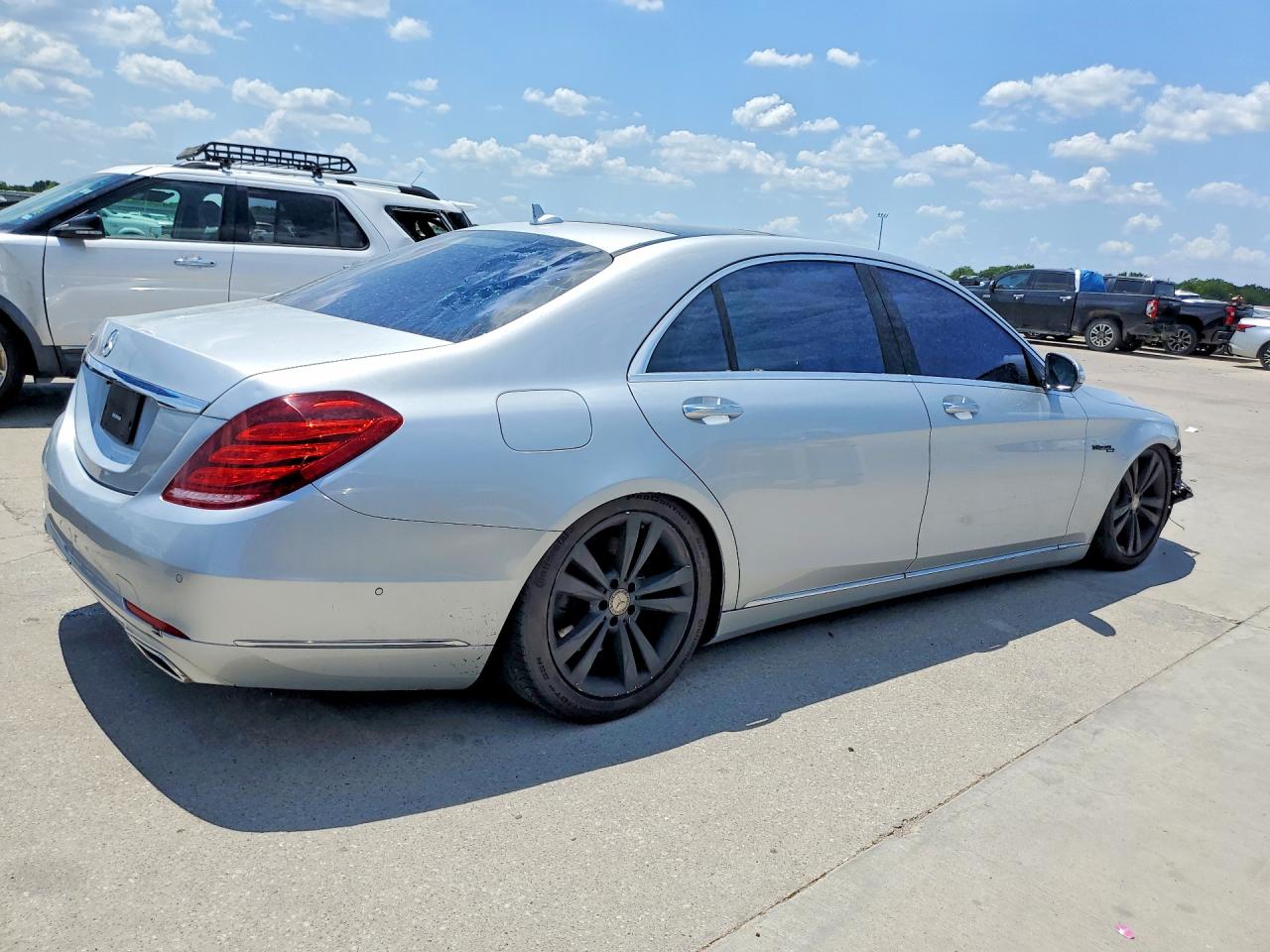 2015 Mercedes-benz S 550 4matic Silver vin: WDDUG8FB7FA176122