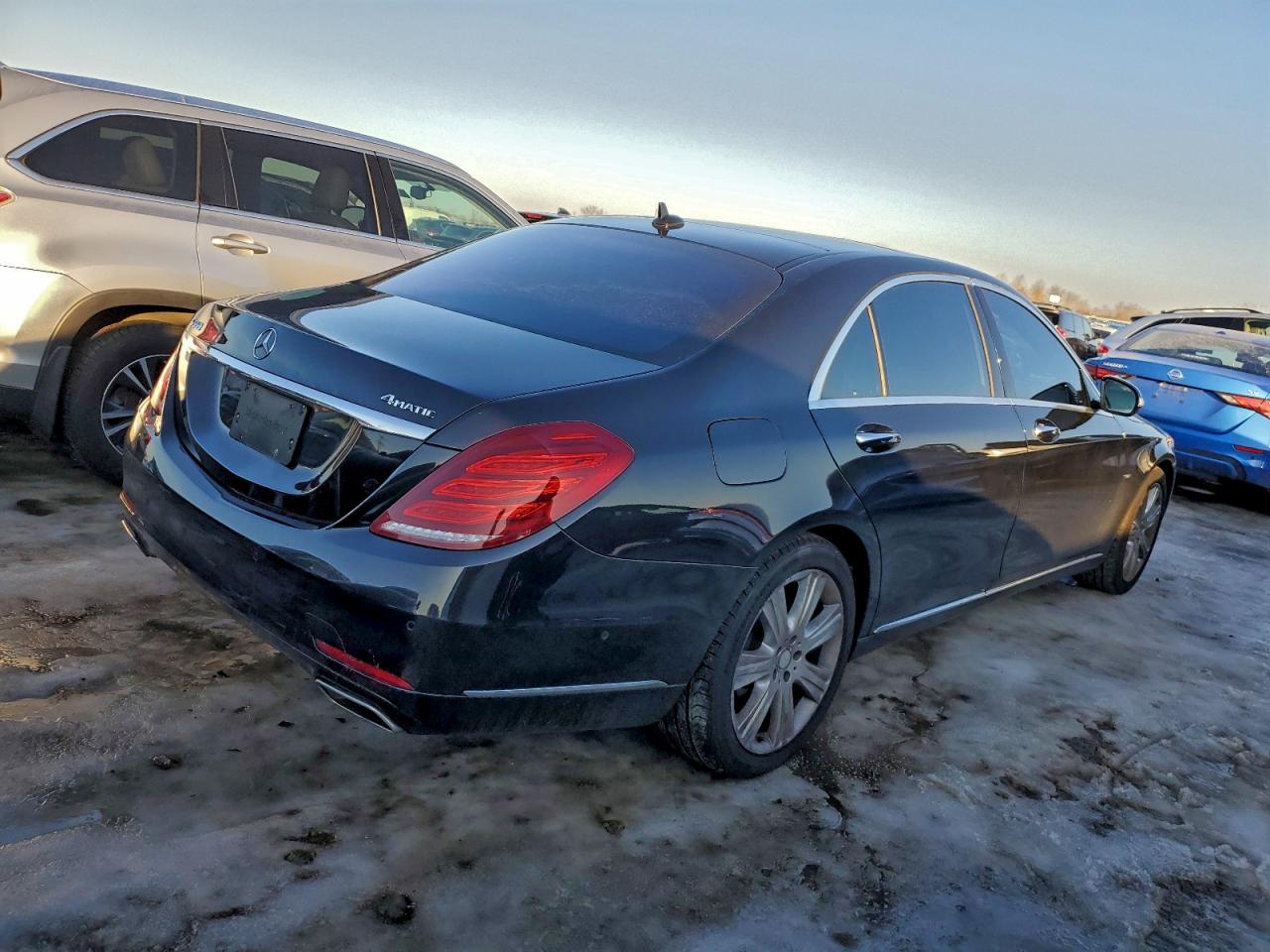 2014 Mercedes-benz S 550 4matic Черный vin: WDDUG8FB8EA022159