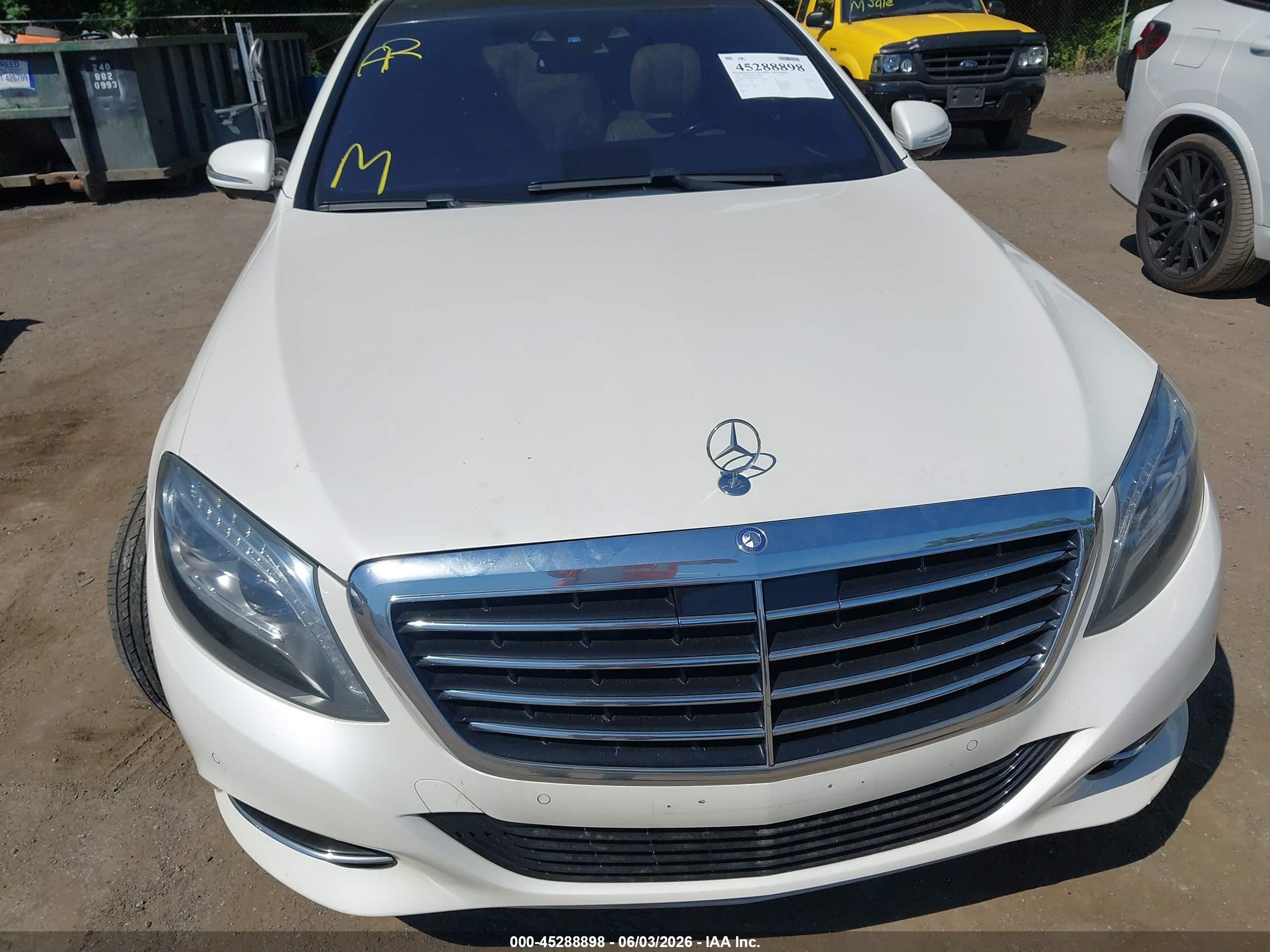 2014 Mercedes-benz S 550 4matic White vin: WDDUG8FB8EA049068