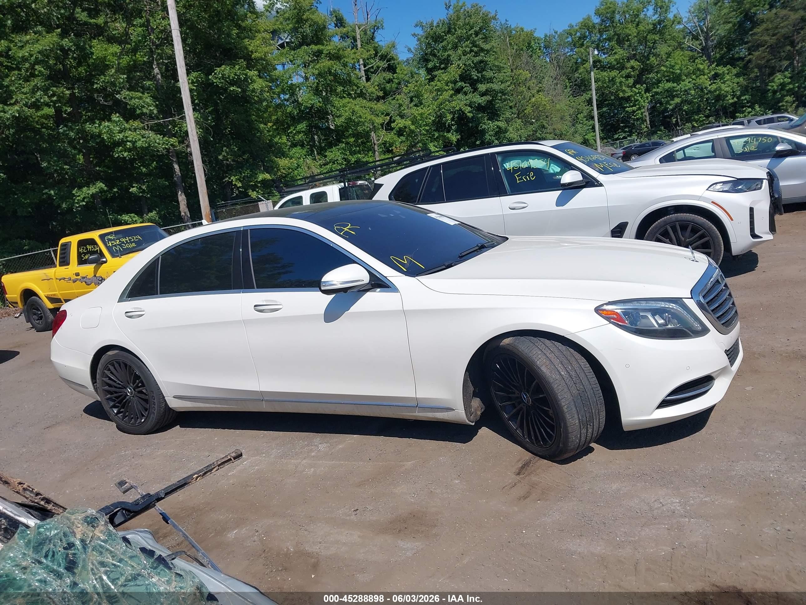 2014 Mercedes-benz S 550 4matic White vin: WDDUG8FB8EA049068