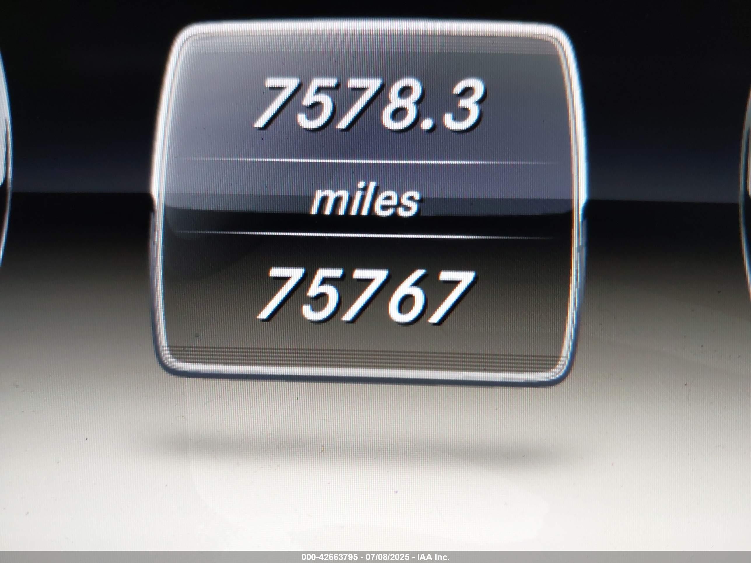 2014 Mercedes-benz S 550 4matic Белый vin: WDDUG8FB8EA068235