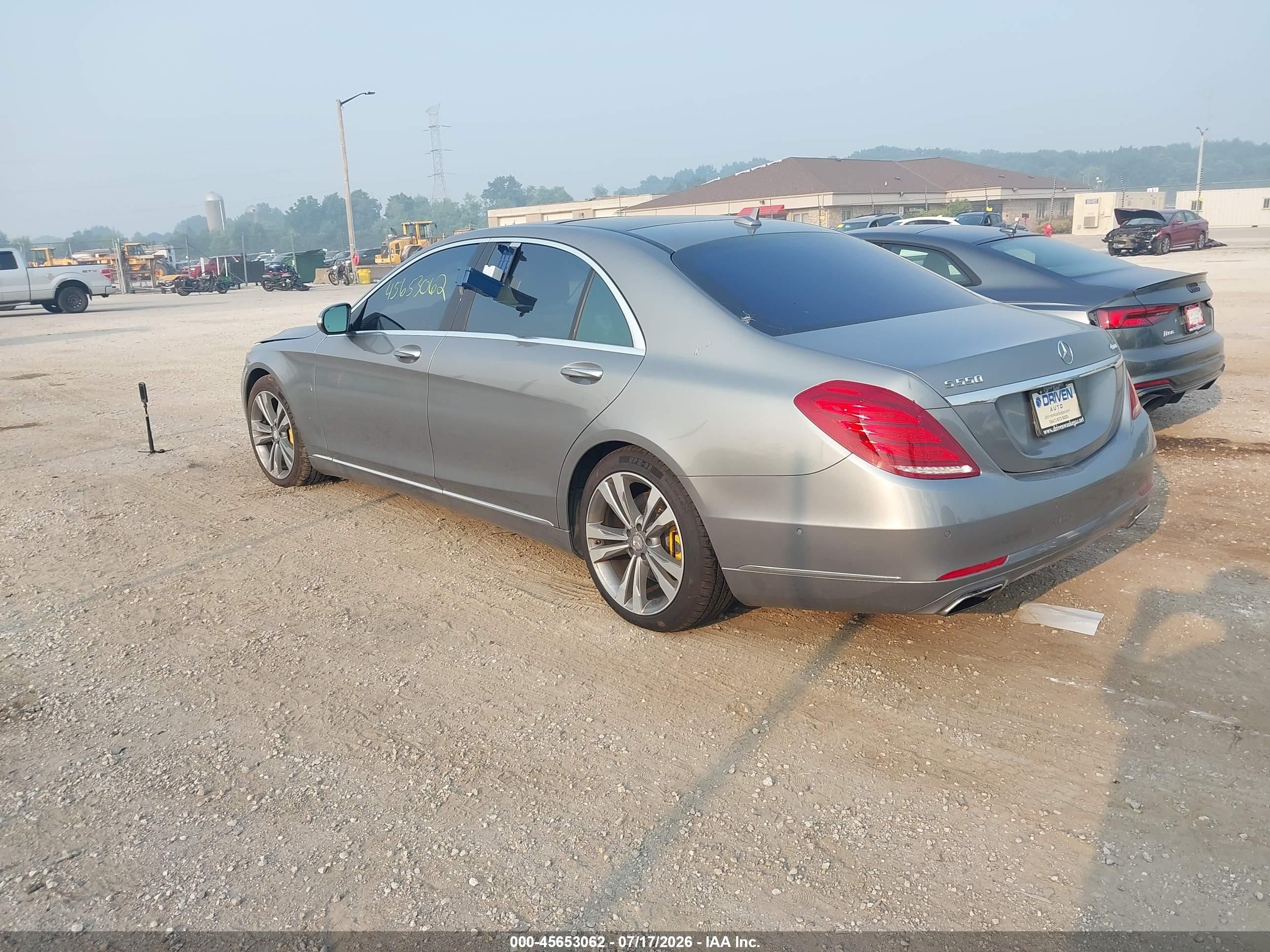 2015 Mercedes-benz S 550 4matic Silver vin: WDDUG8FB8FA116141