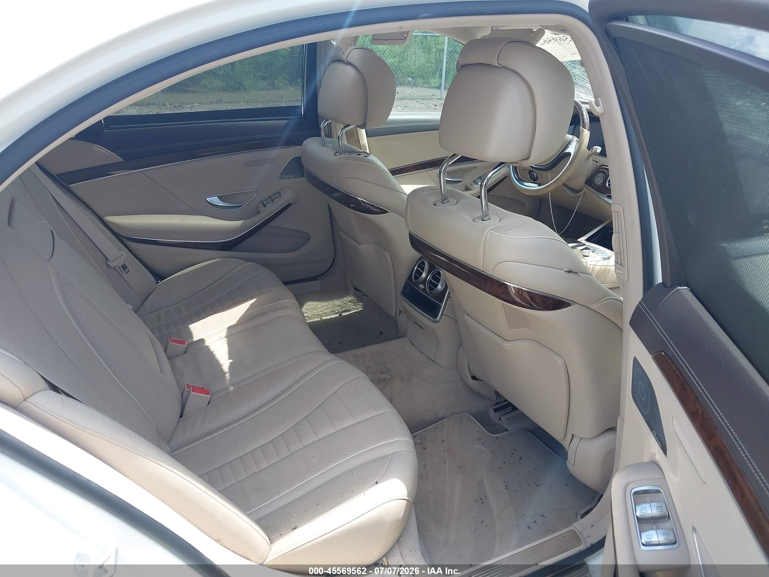 2015 Mercedes-benz S 550 4matic White vin: WDDUG8FB8FA170328