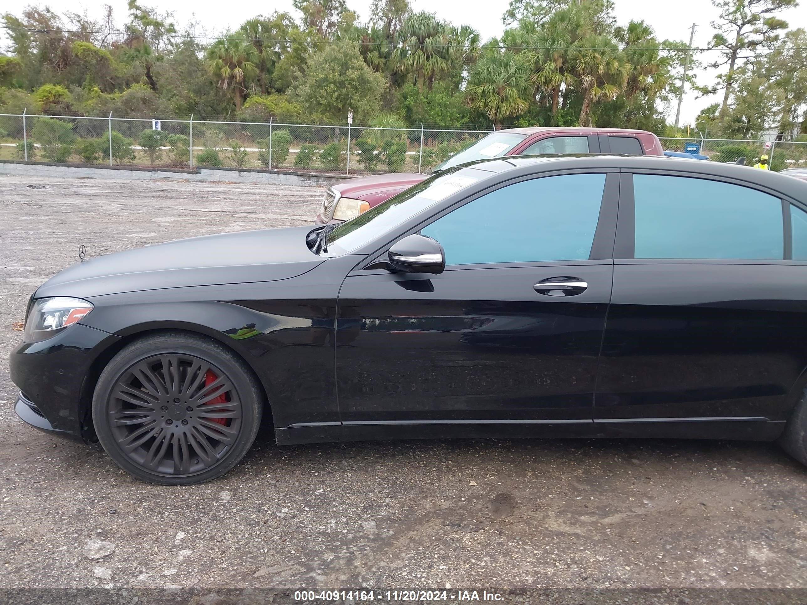 2017 Mercedes-benz S 550 4matic Black vin: WDDUG8FB8HA313443